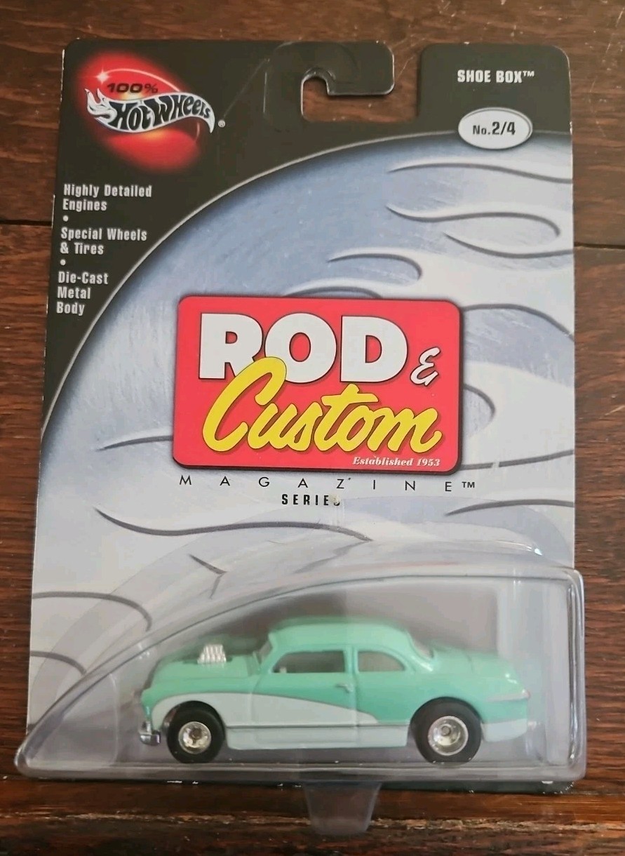 Hot Wheels Magazine Series ” HOT ROD” & “ROD and CUSTOM” (#256)
