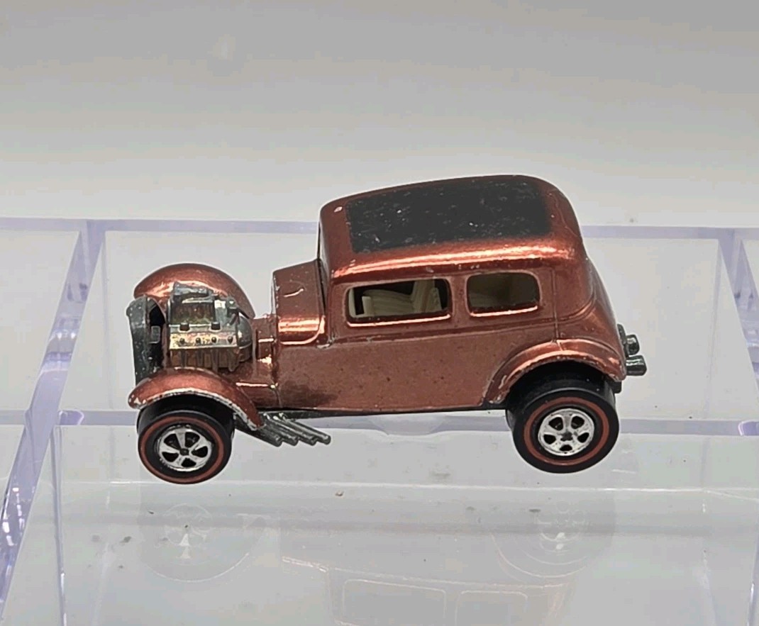 1968 Hot Wheels Redline Classic ’32 Ford Vicky Copper US