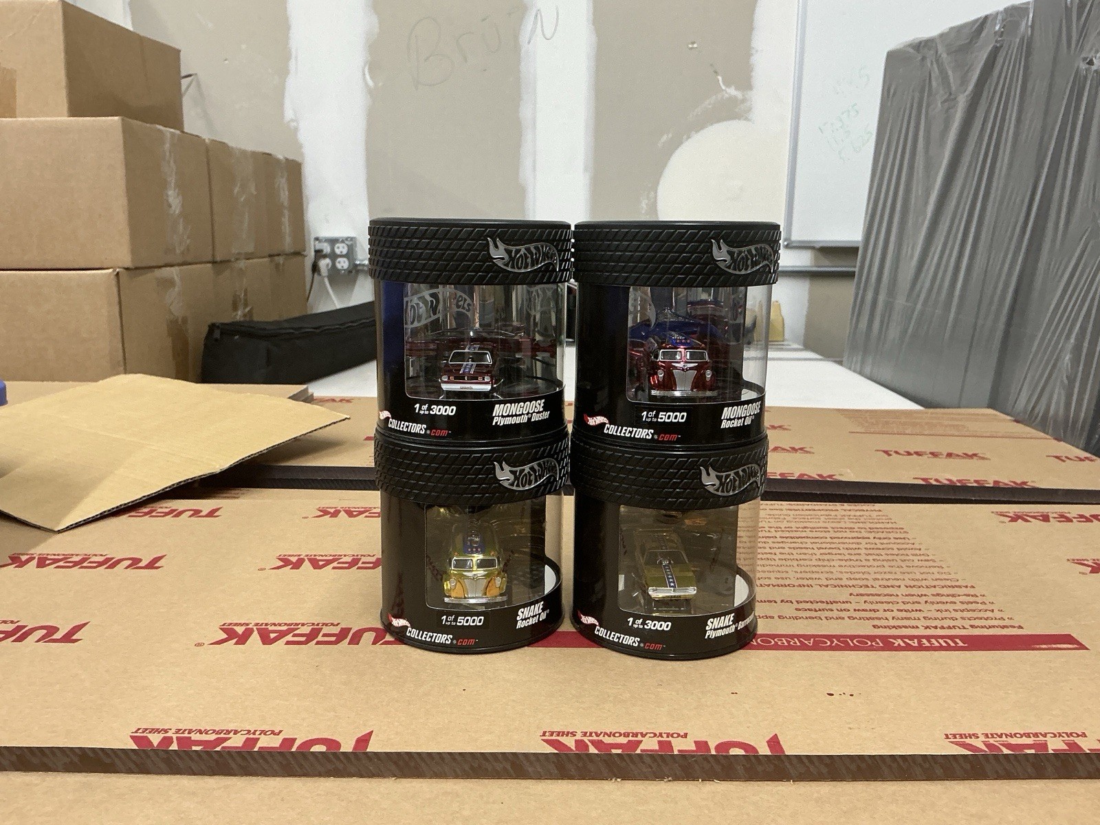 Hot Wheels Snake & Mongoose 35th Anniversary Oil Cans – Set 4