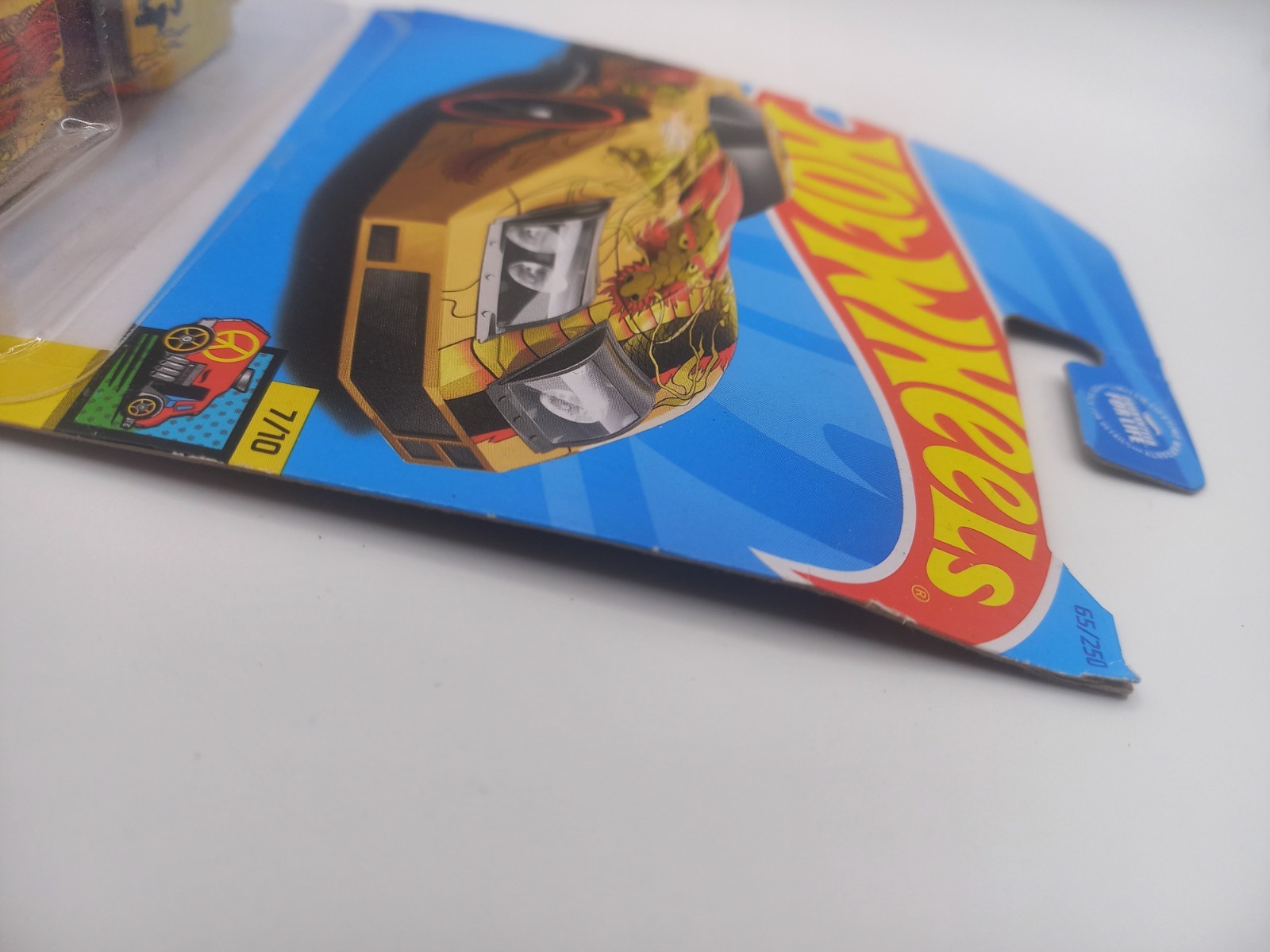 Hot Wheels Art Cars 1:64 1976 Chevy Greenwood Corvette Yellow Diecast Unopened