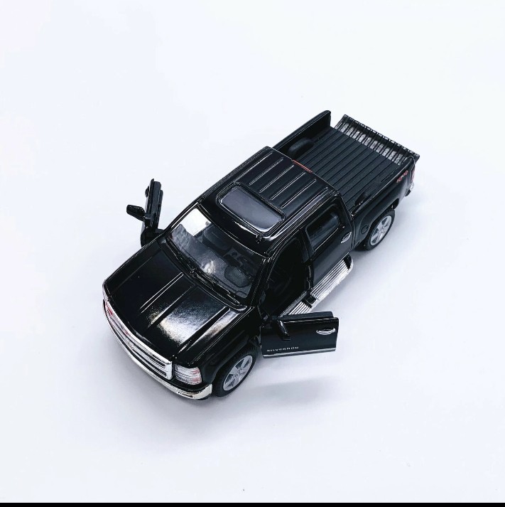 ⚫ Kinsmart 1:46 Scale 2014 Chevrolet Silverado – 5″ Diecast Toy Truck – Black