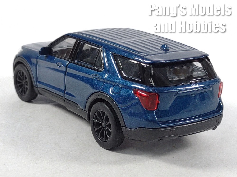 4.75 Inch 2023 Ford Explorer 1/42 Scale Diecast Model by Welly – BLUE