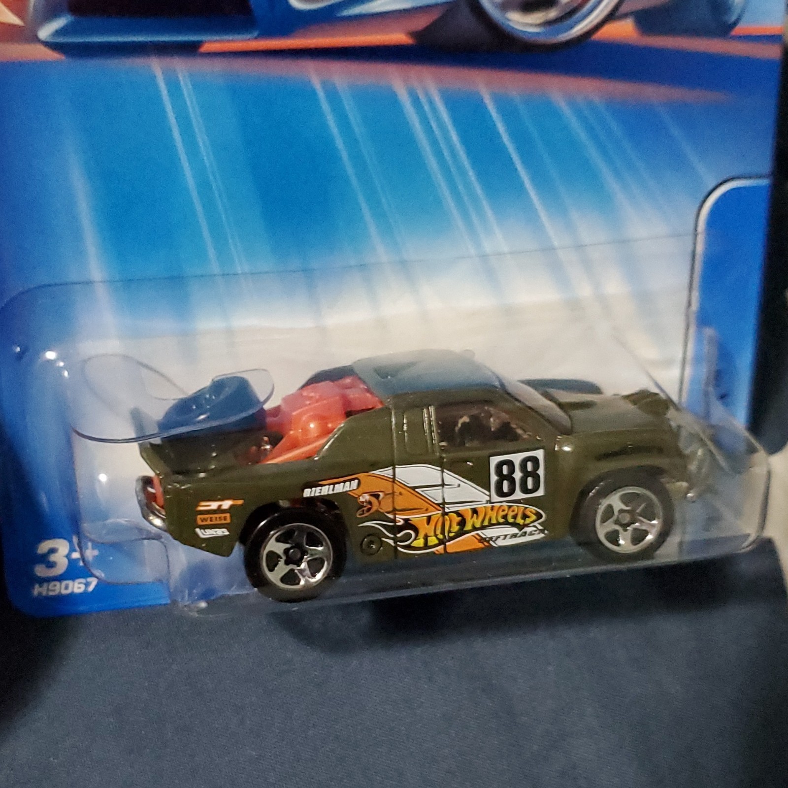 Hot Wheels 1:64 Green Diecast Car #88 #159 Unopened Package 3 Years & Up
