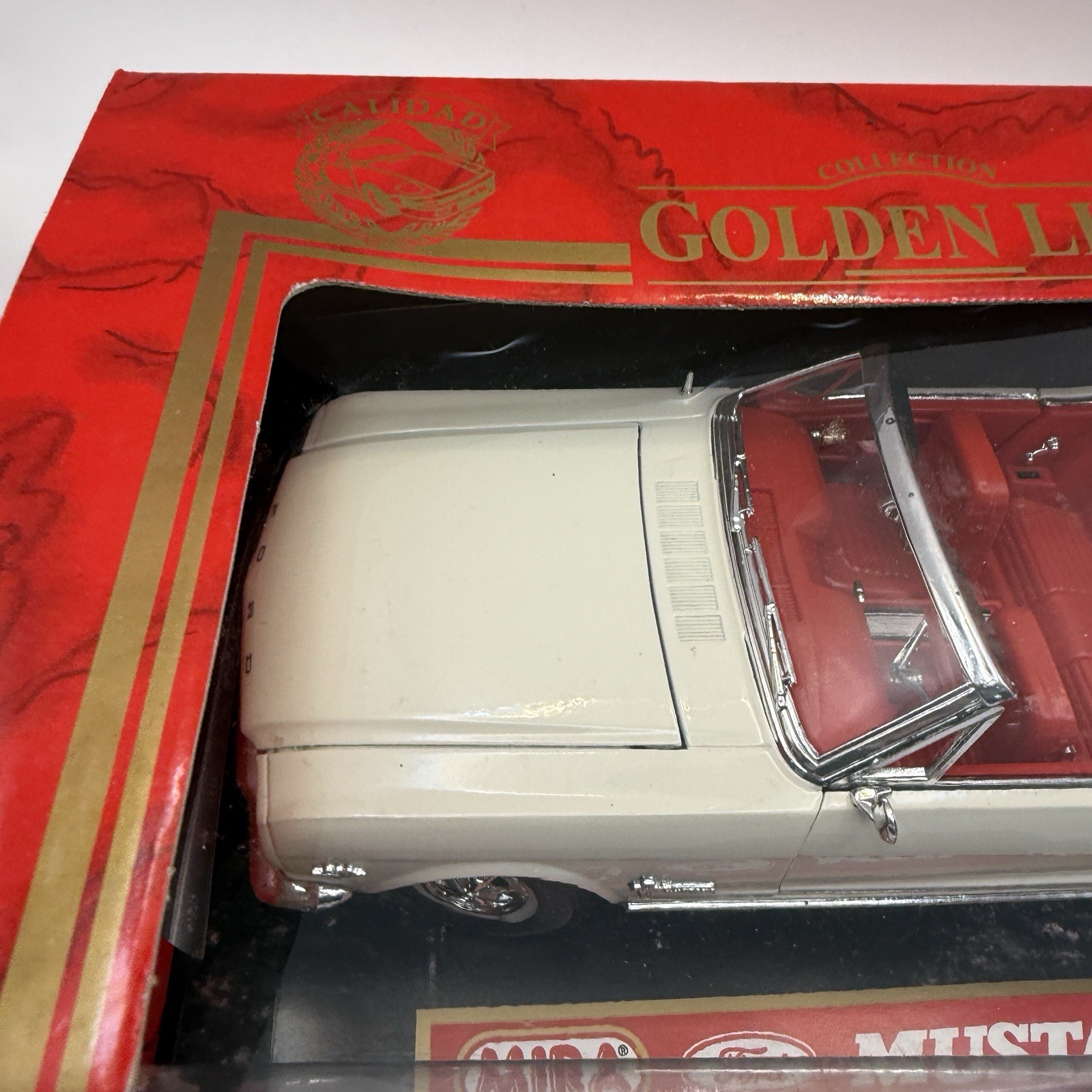 Mira Golden Line 1964 1/2 Ford Mustang Convertible Die Cast 1:18 Damaged Box