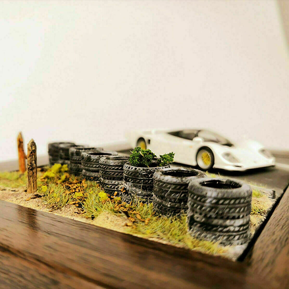 1/43 1/64 RC Car Rubber Tires DIY Car Model Diorama Display 80-100Pc With Rack