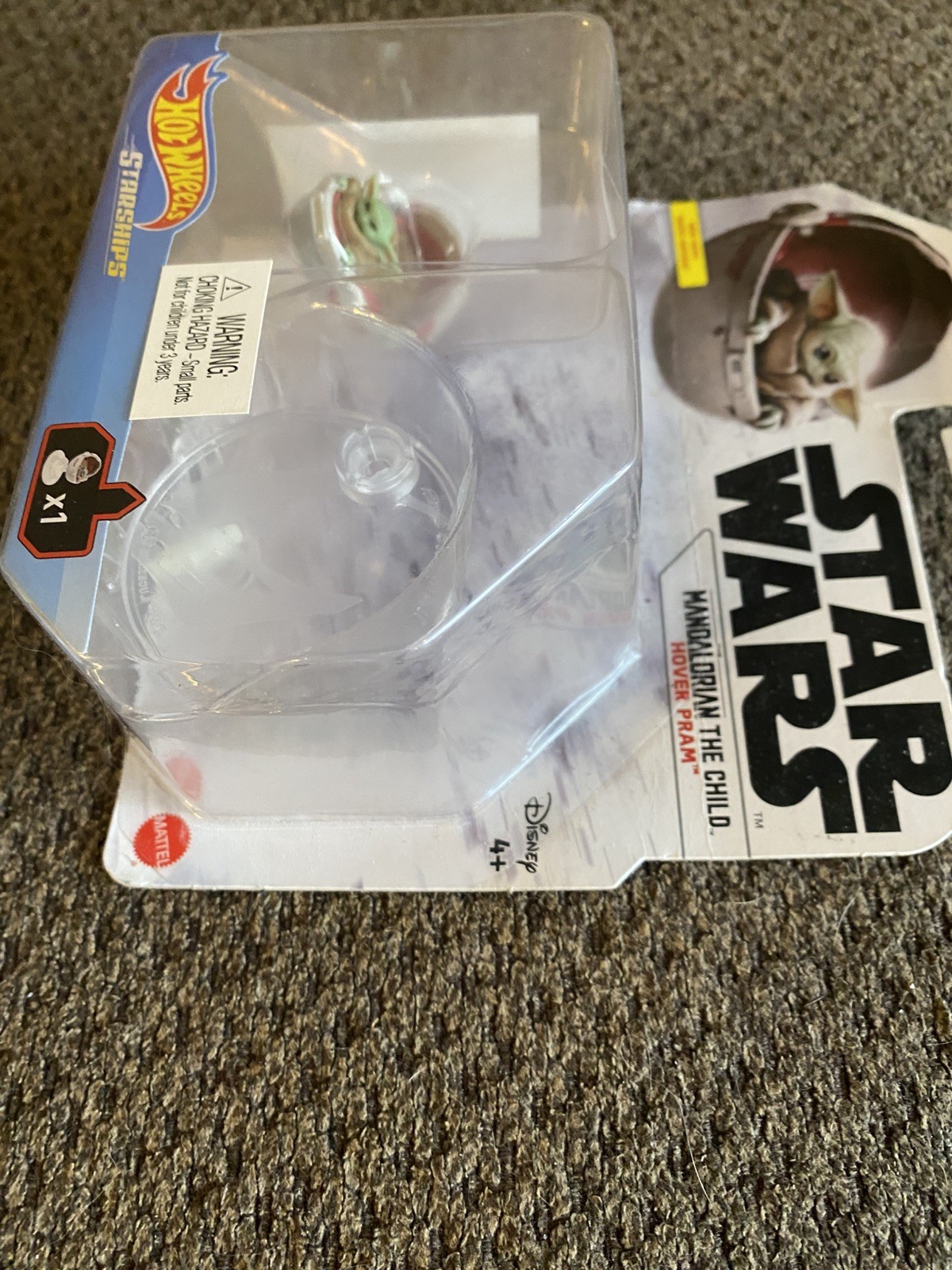 Mandalorian The Child in Hover Pram Star Wars Starships Hot Wheels 2021 Series
