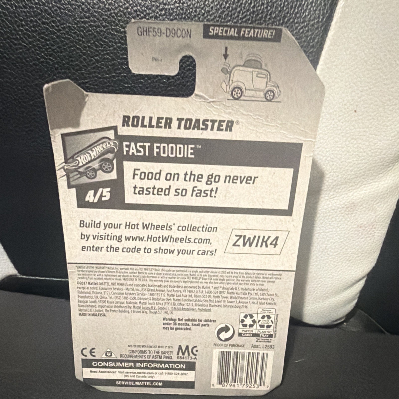 Hot Wheels Fast Foodie Roller Toaster 1:64 Diecast Car Purple Unopened
