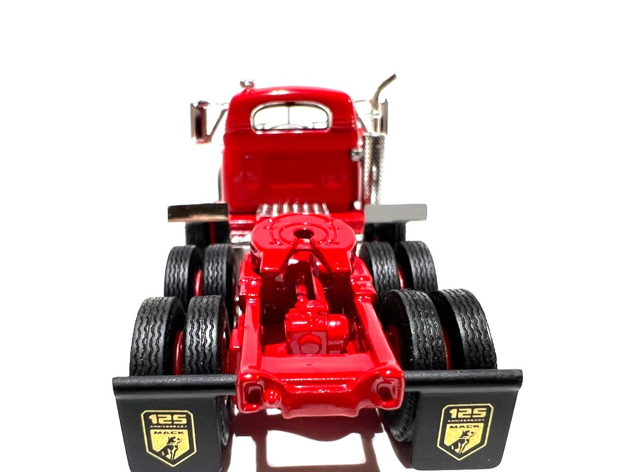 DCP / FIRST GEAR 1/64 SCALE B MODEL MACK DAY CAB, RED WITH BLACK FENDERS