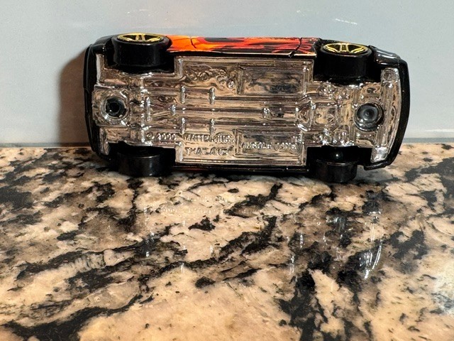 2000 Custom COUGAR (Mercury) Hot Wheels black Muscle car ,with Diecast Flames