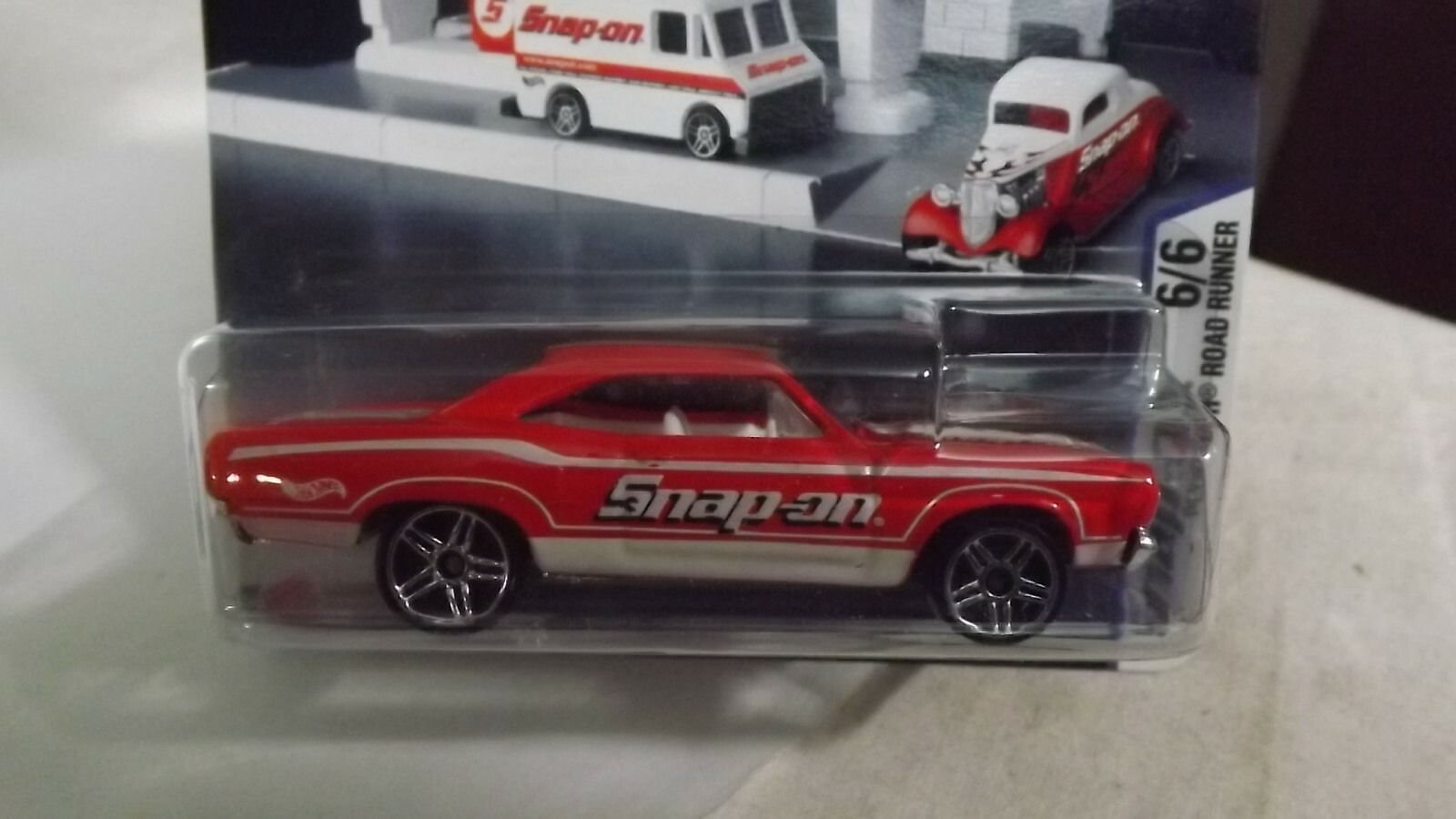 2004 Hotwheels Snap-On Plymouth Road Runner # 6/6 Special Edition 1/64 Scale