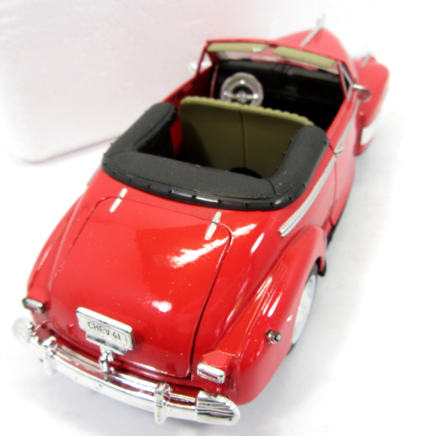 1941 Chevrolet Deluxe Red Diecast 1:32 Arko National Motor Museum Mint