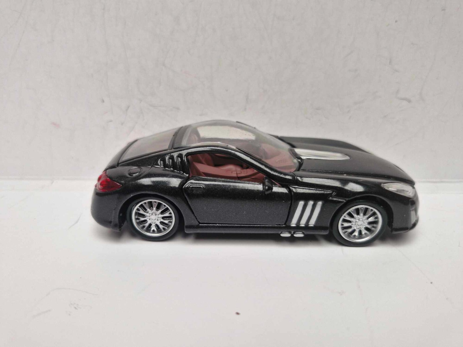 AMERCOM Peugeot 907 V12 Concept Car 2005 Die Cast Polish Edition 1:43 MIB Ori…