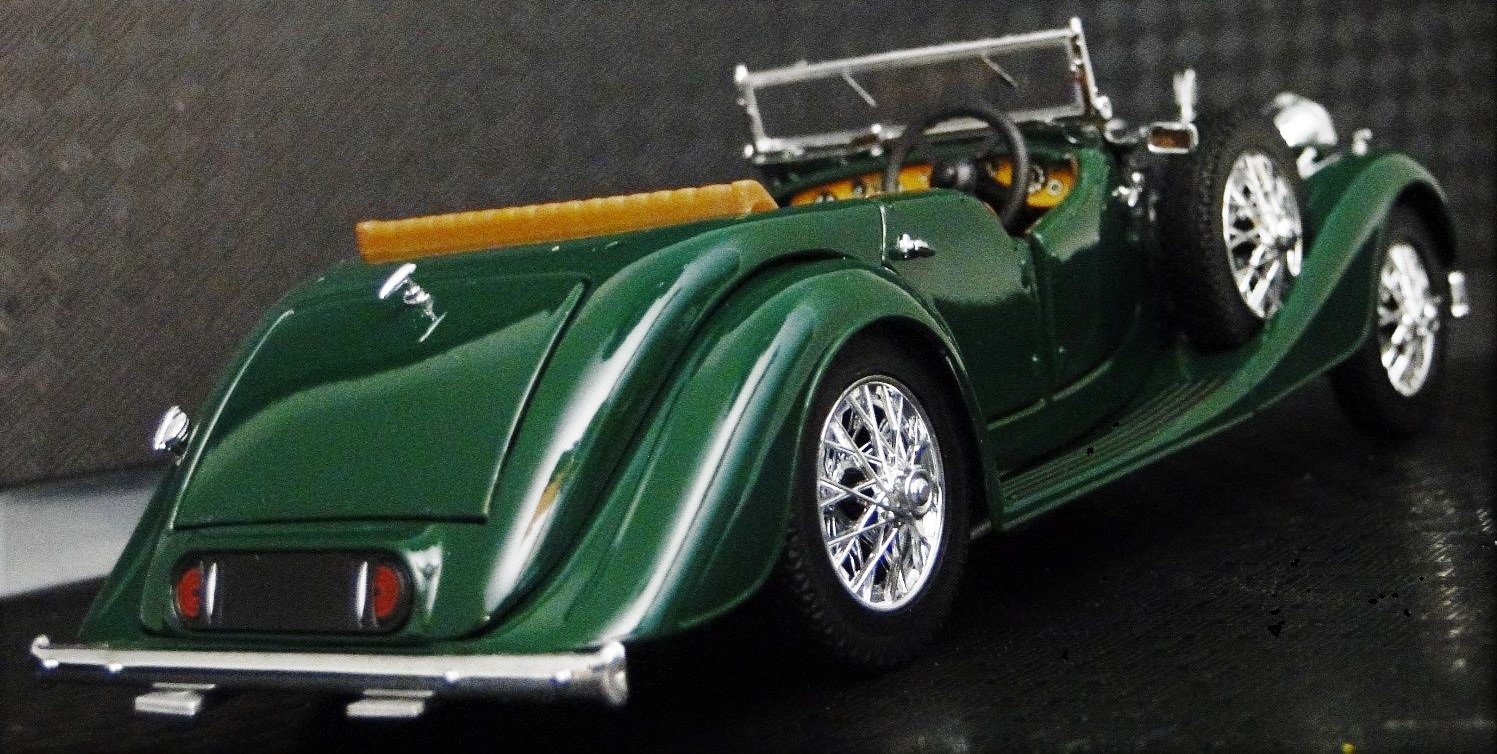 Classic Race Car Racing Racer Carousel SIVR1 18Unique12Metal Diecast Model24