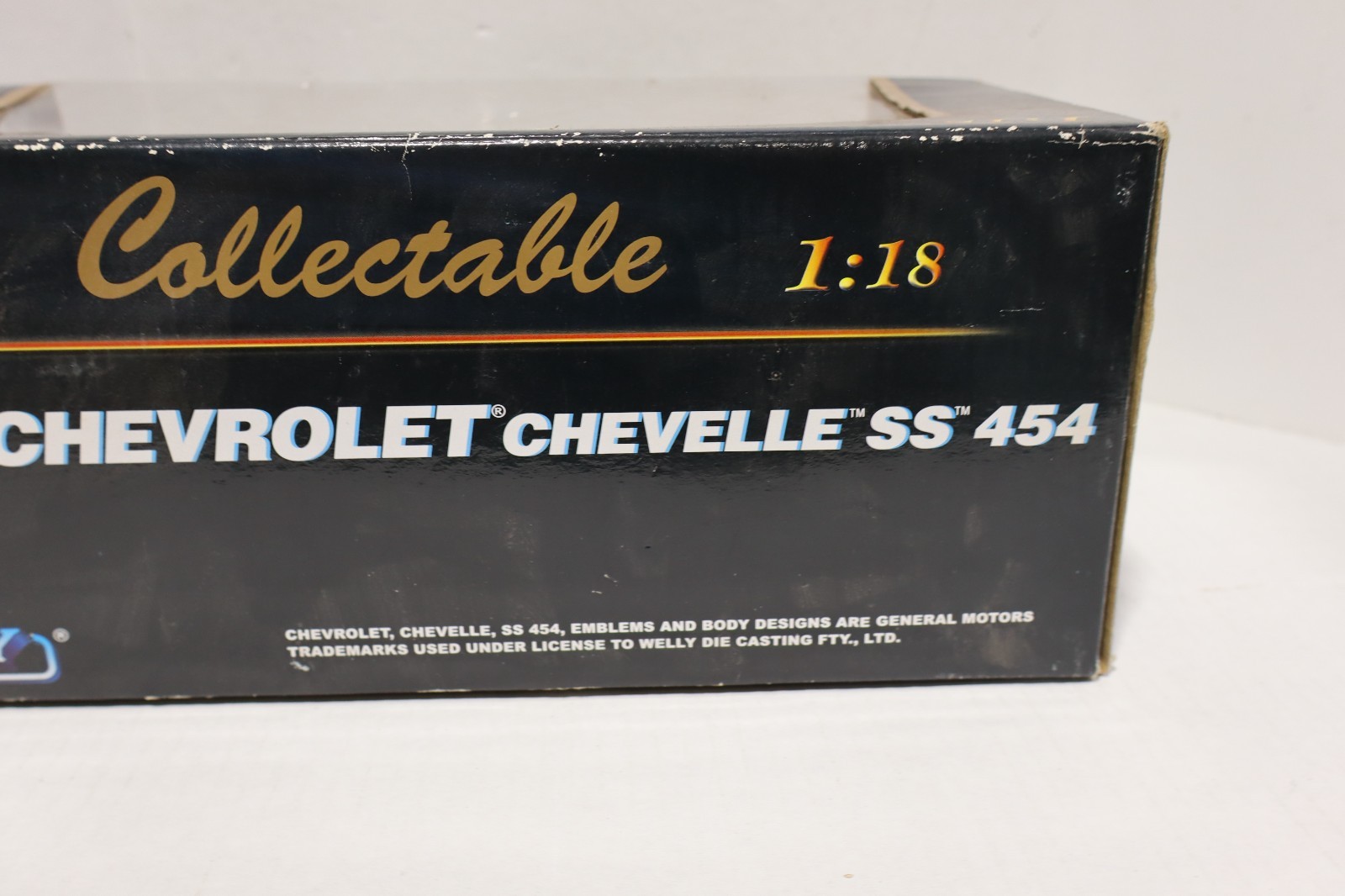 Welly “Collectable” 1:18 Scale 1970 Chevrolet Chevelle SS 454 Black NEW BOX WEAR