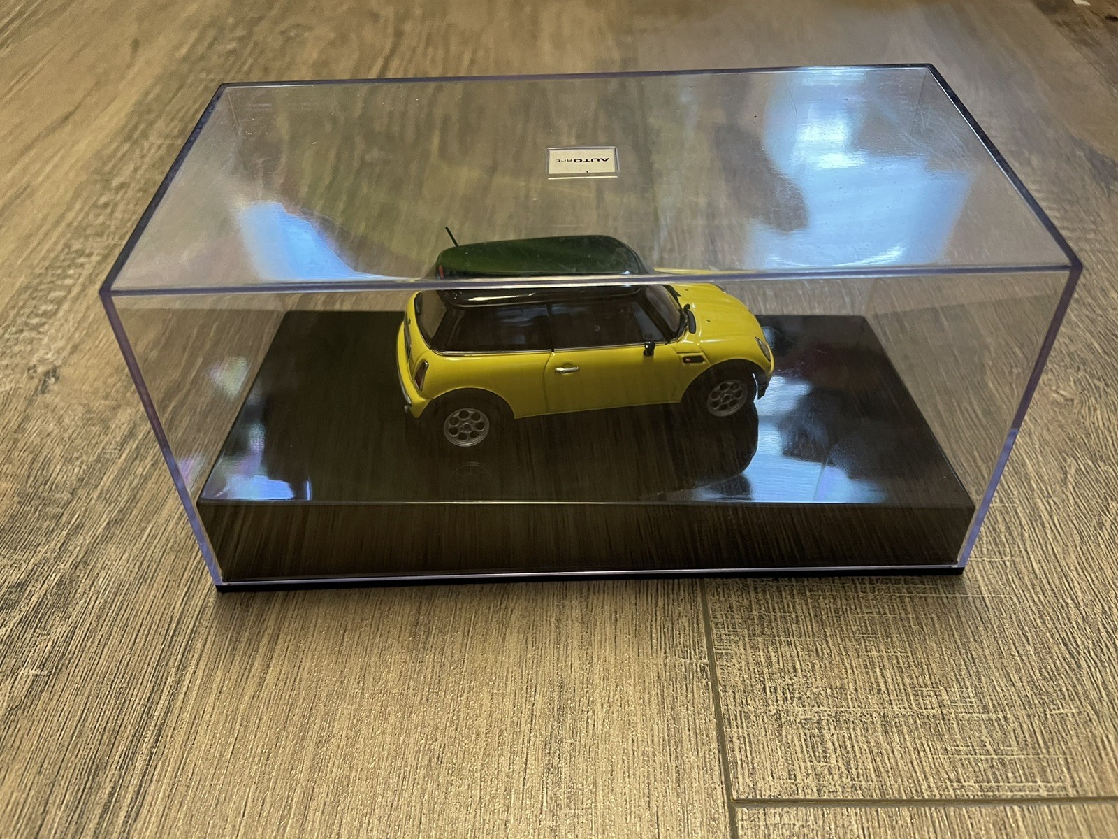 1/43 Autoart Bmw Mini Cooper Yellow Black Roof Minicar In Case