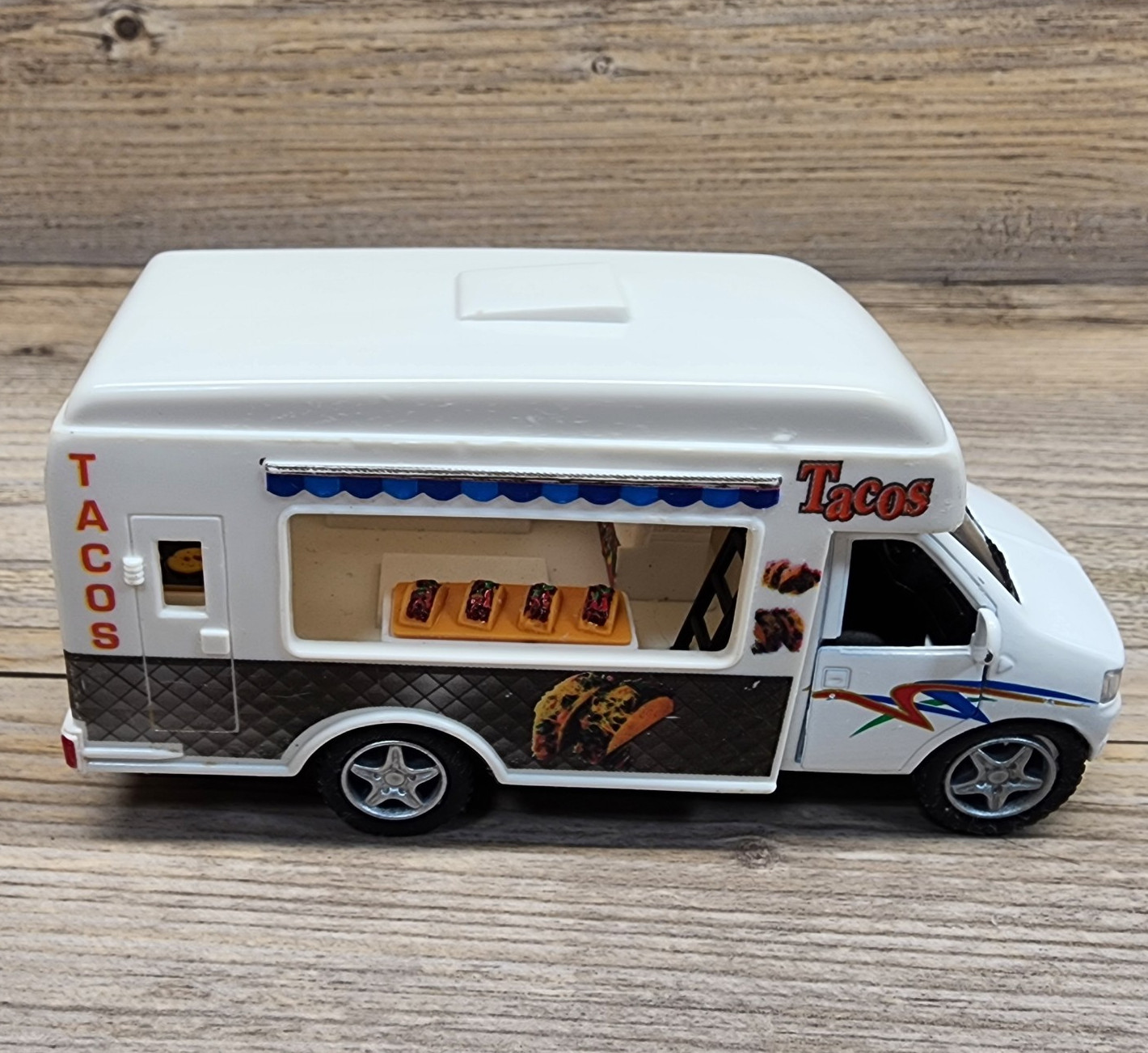 Kinsfun Die Cast Metal/Plastic Toy Taco Truck w/Pullback Action & Opening Doors