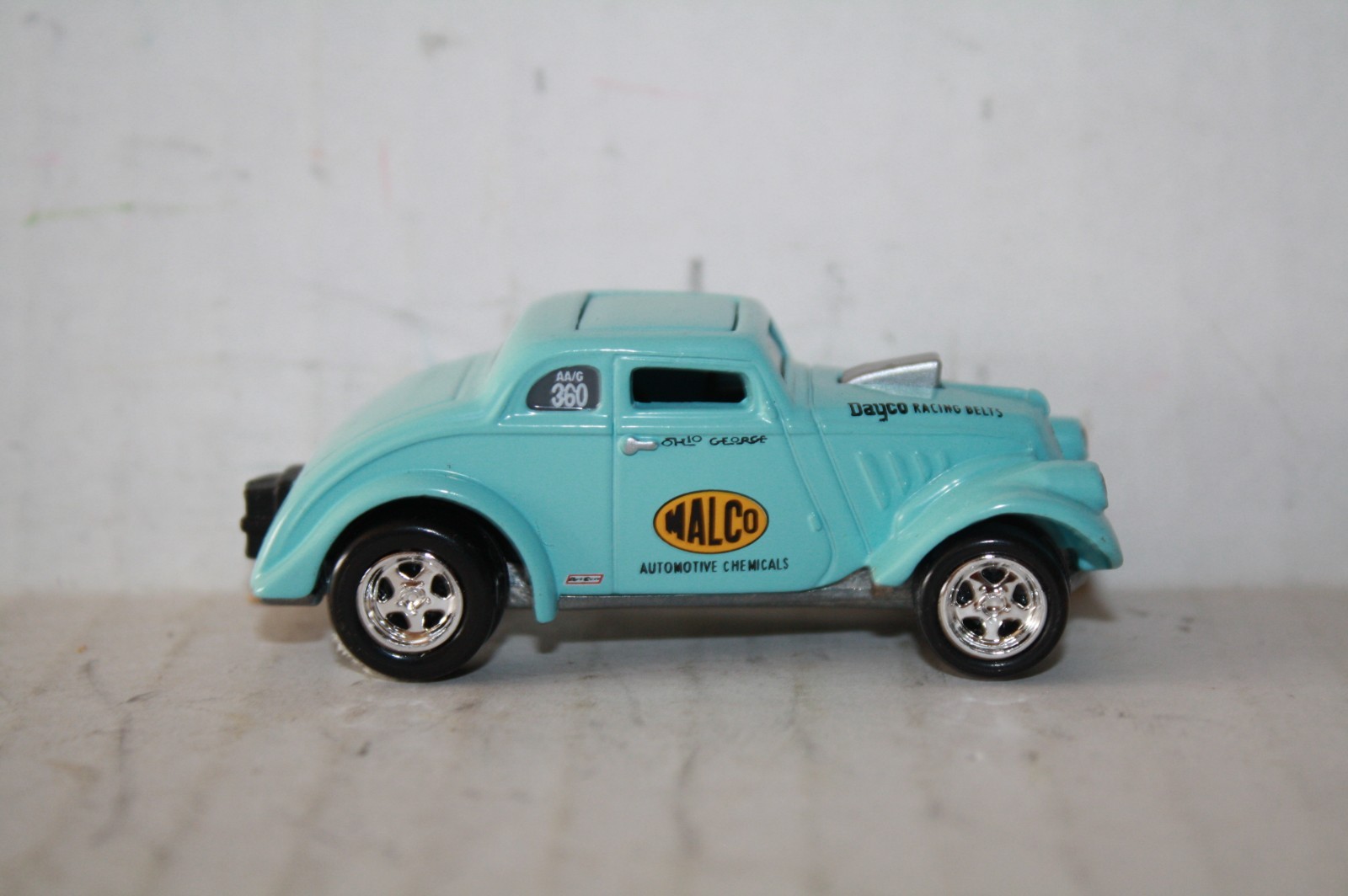 1933 WILLYS COUPE MALCO GASSER RACE CAR DIECAST-1/64-GOOD-BLUE-LOOSE-JOHNNY LIGH