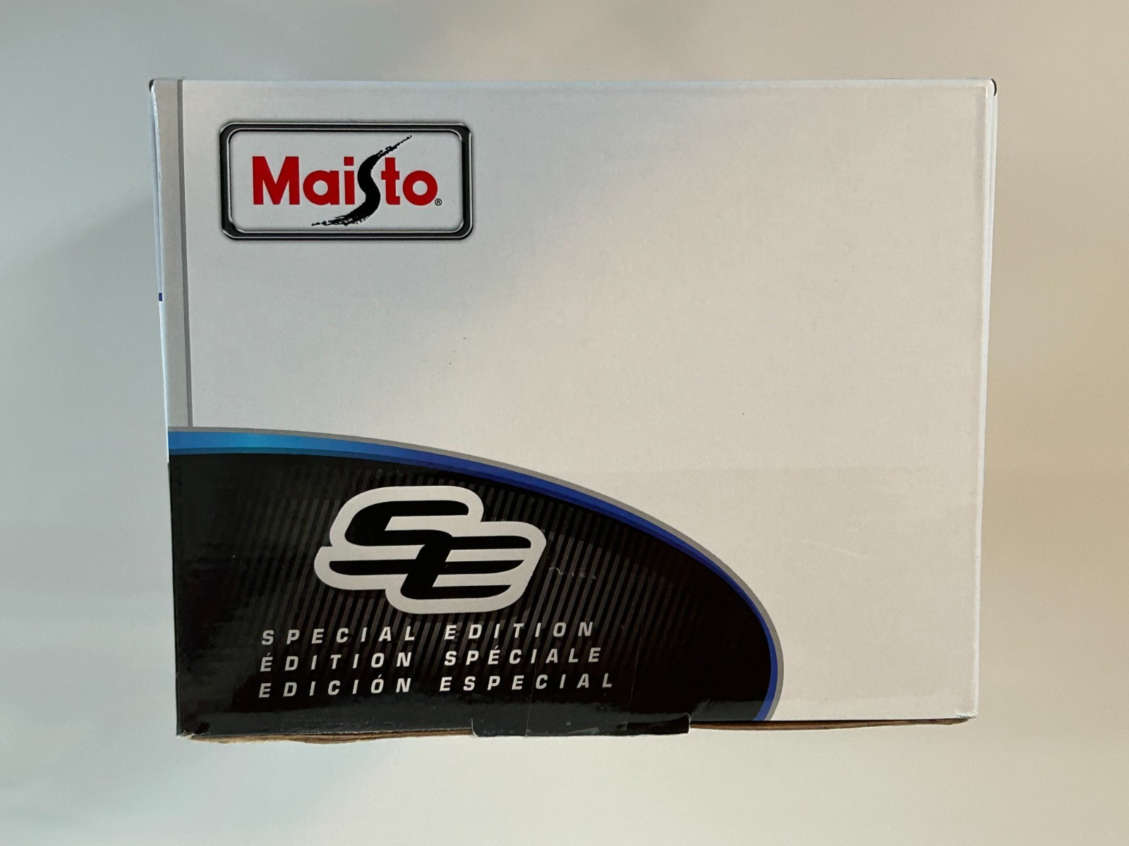 Maisto 1971 Chevy Chevelle SS 454 Sport Coupe BLUE Special Edition 1:18 Scale