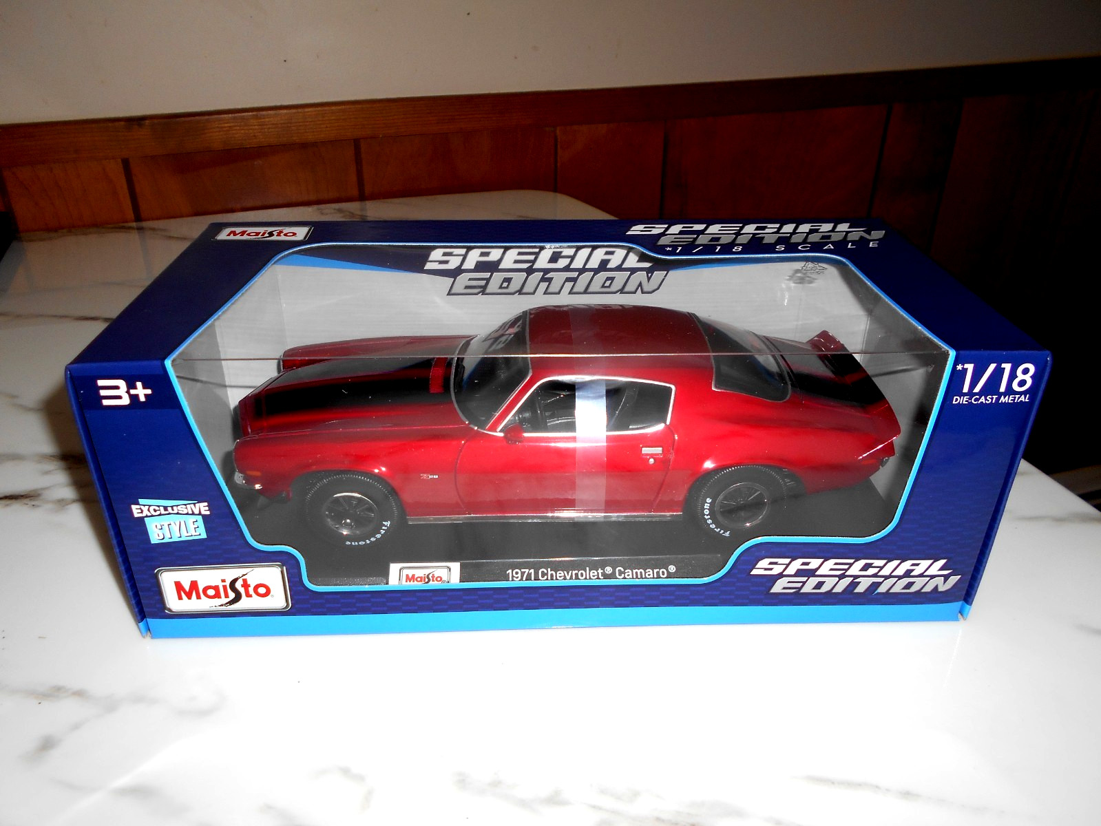 Maisto 1/18 1971 Camaro Z28 ~ Exclusive Style