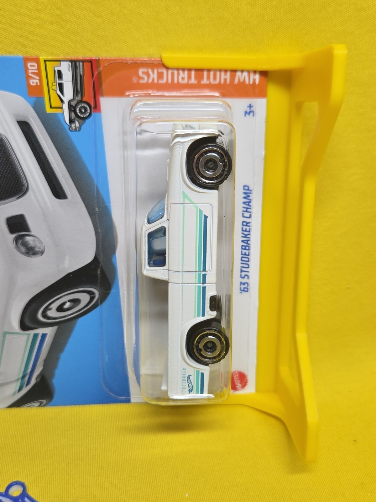 Hot Wheels HW Hot Trucks 9/10 ’63 Studebaker Champ 155/250 White & Gift 🔥61