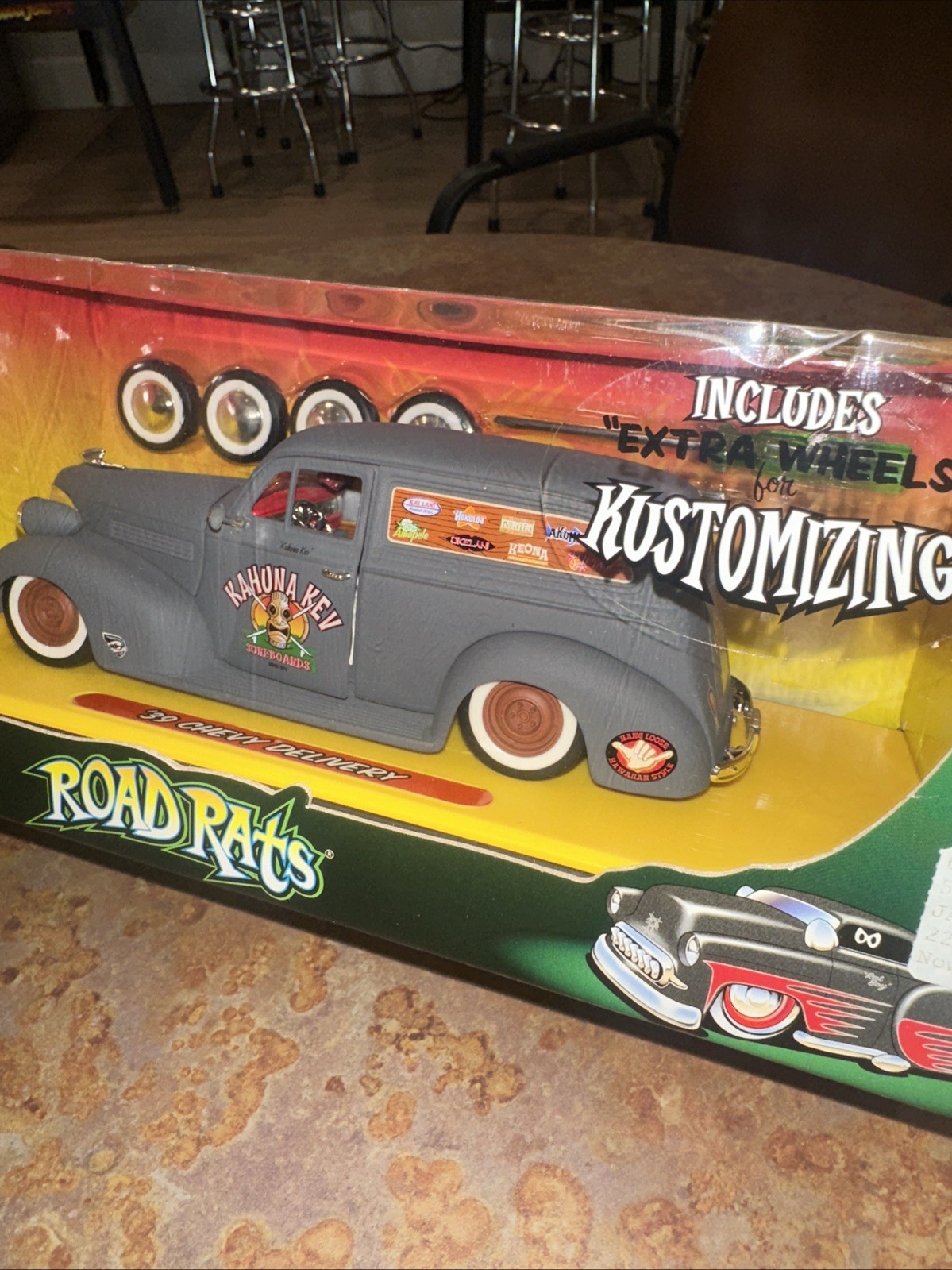 2003 Jada Road Rats 1939 Chevy Delivery Primer 1:24 Die Cast w/Extra Wheels NOS