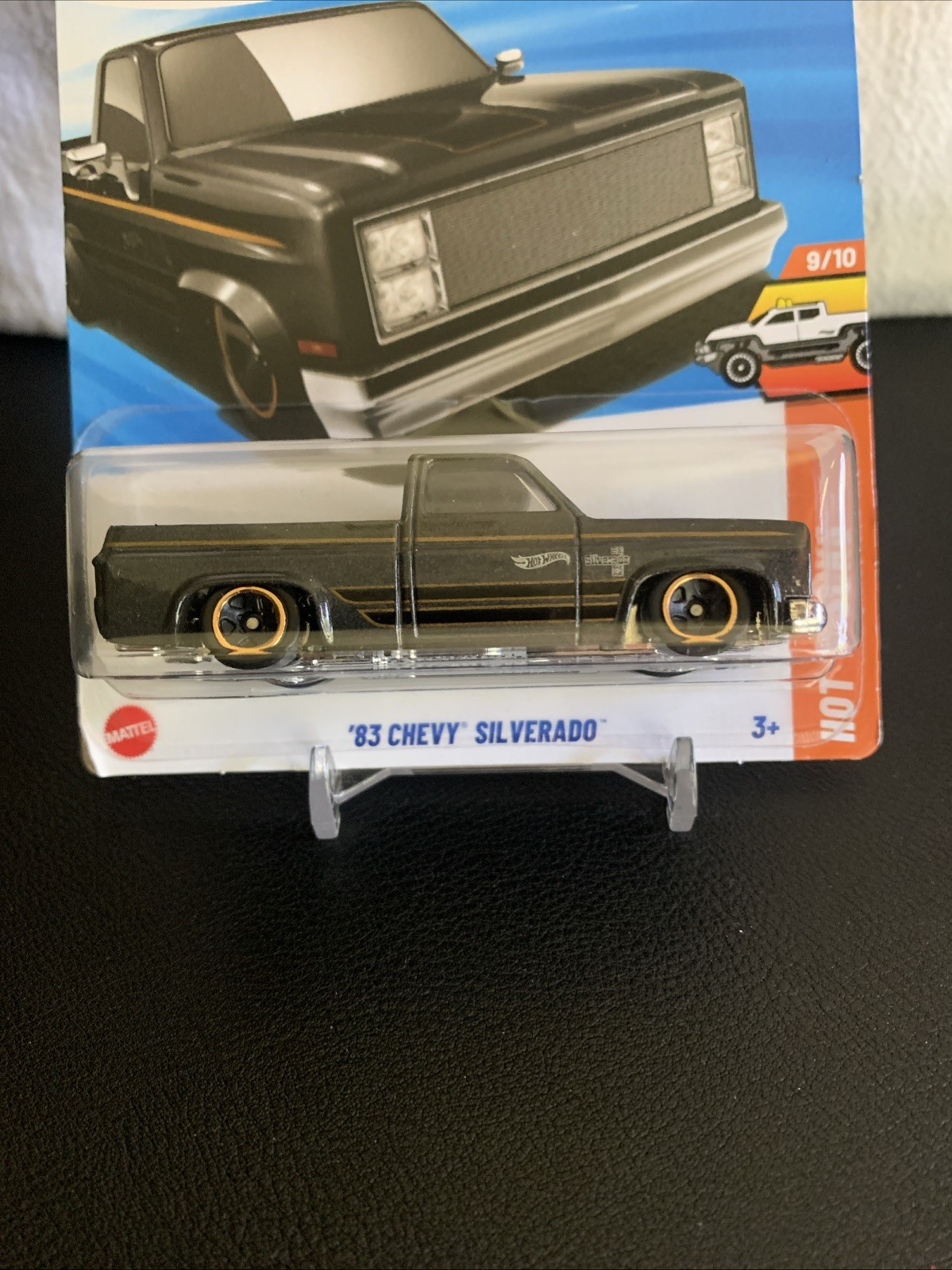 New Hot Wheels 2025 ’83 Chevy Silverado Black #157/250 HOT TRUCKS 9/10