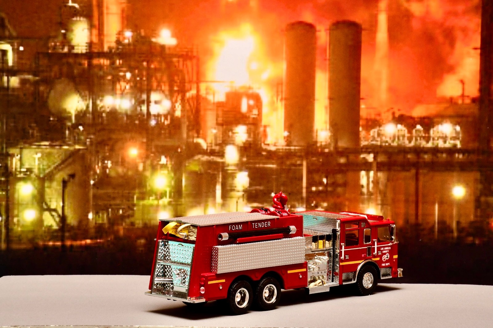 Code 3 Los Angeles County Pierce Heavy Foam Tanker ** Custom Built **