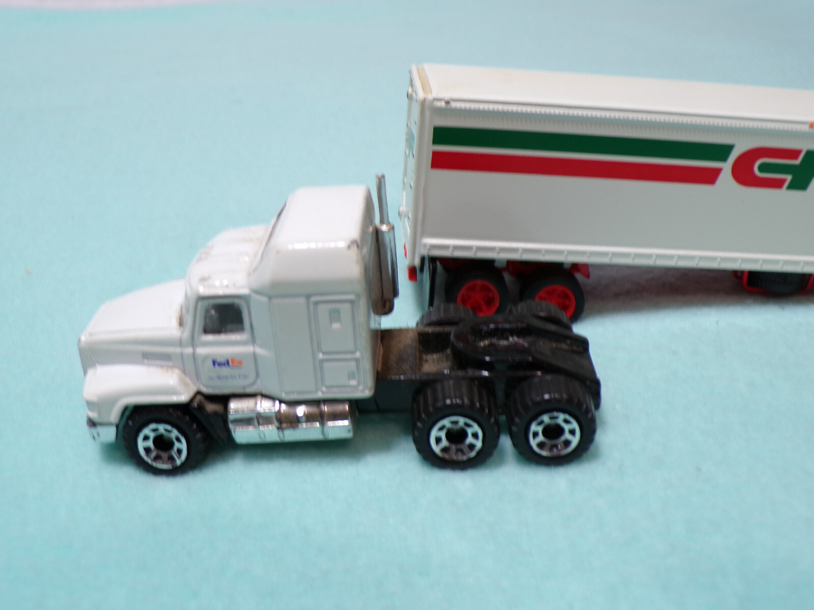 Lot of 5 Vintage Matchbox Die-Cast Toys in Good Condition. See Photos Please