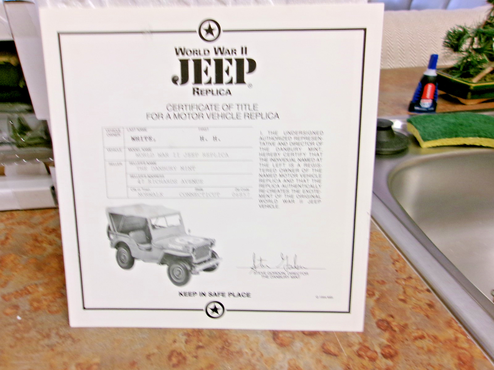 Danbury Mint World War II Jeep Replica 1/16, Gun, Box, Roof, & All Paperwork!