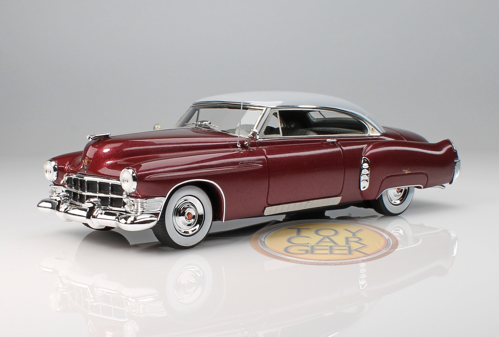 1949 Cadillac Coupe de Ville Concept – Red/Gray 1:43 Matrix Scale Models MX50301