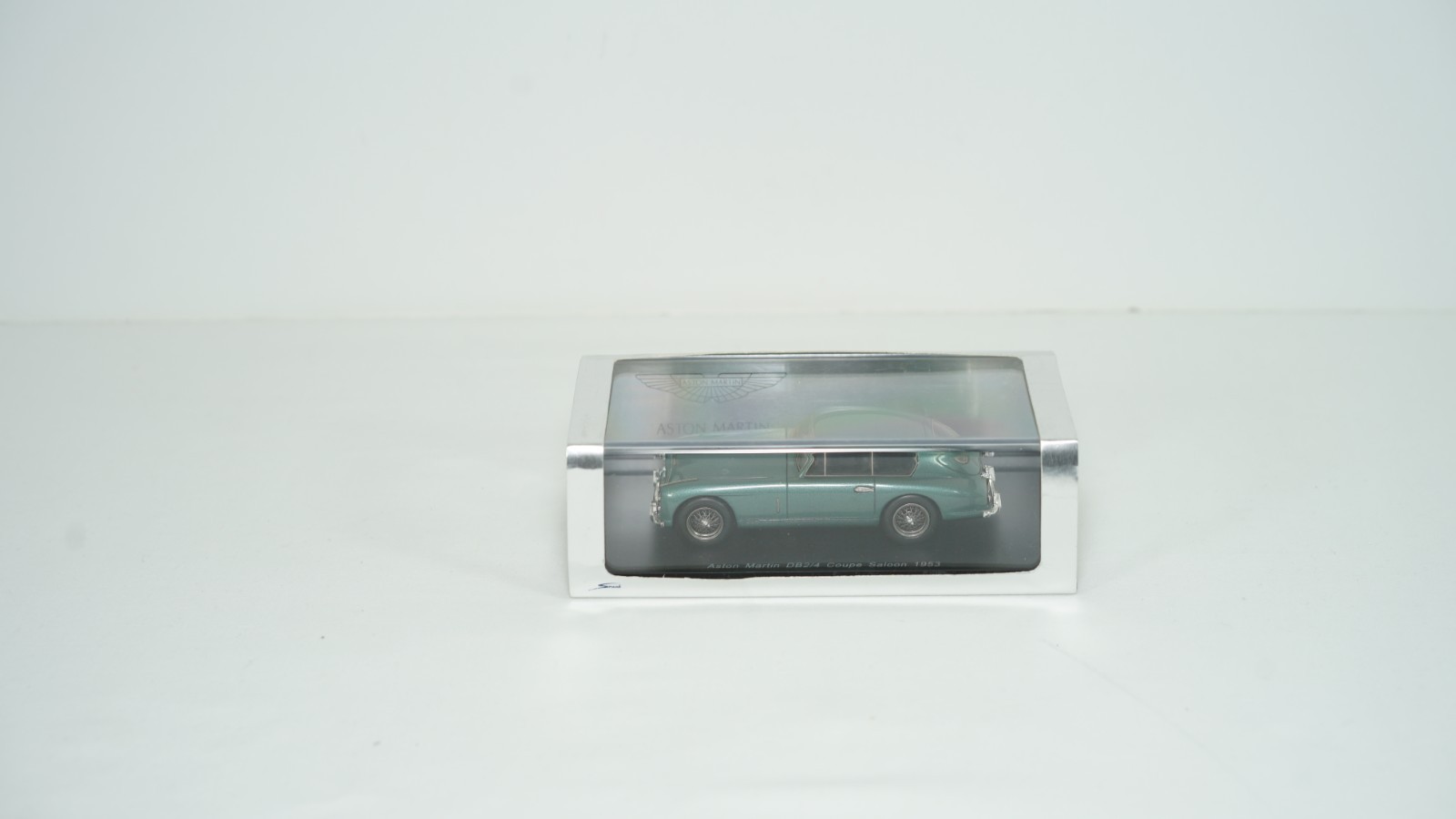Spark 1/43 Diecast 1953 Aston Martin DB2/4 Coupe Saloon Sports Car S0583 B66