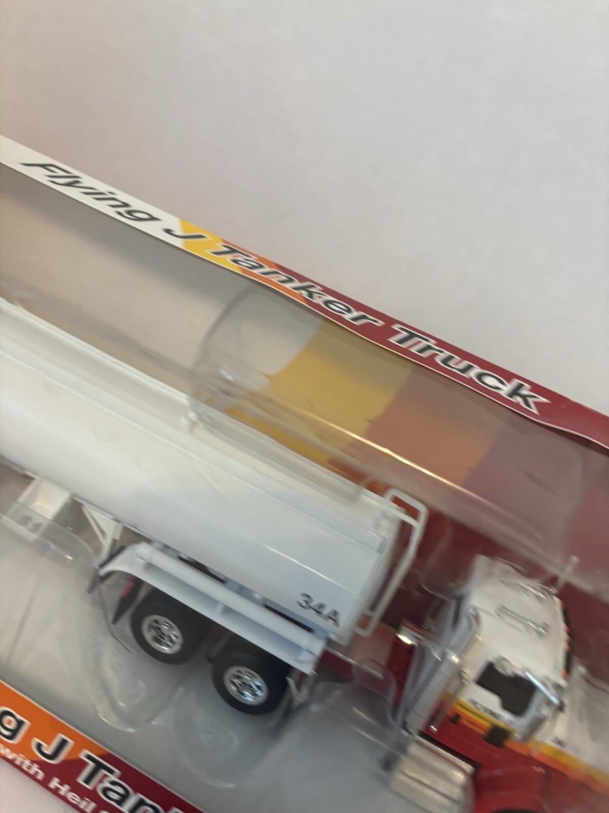 Norscot Flying J Kenworth T800 Tanker Truck W/ Heil 9200-DTS3 Diecast 1:50 58502