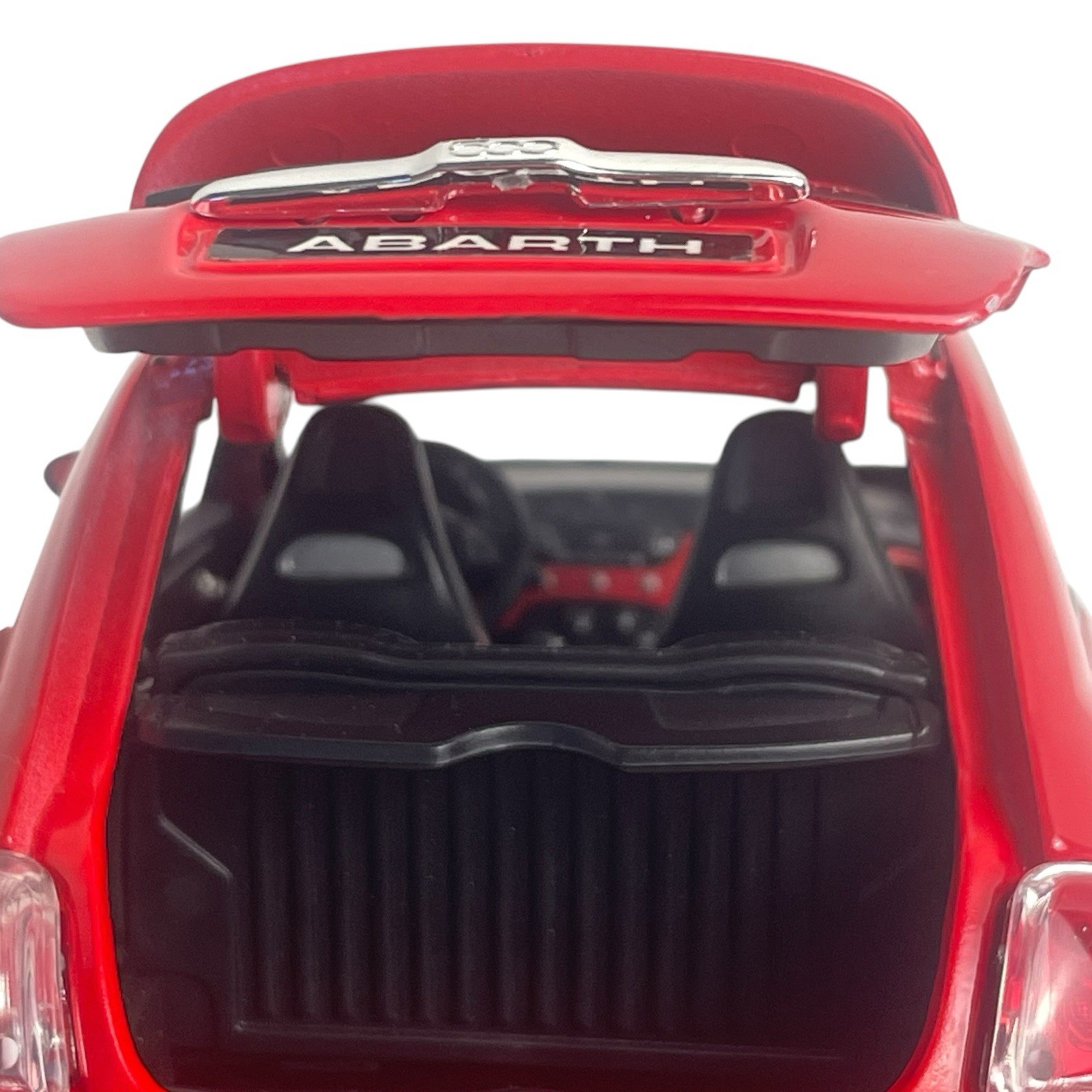 Burago Red 1/18 Abarth 500 Metal Die-Cast Detailed Model Car 7.5”L x 3.5”w x 3”h