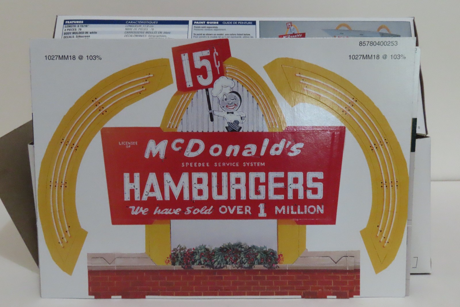 Revel – McDonald’s’ Dieorama and ’32 Ford Street Rod. 1/24th scale.