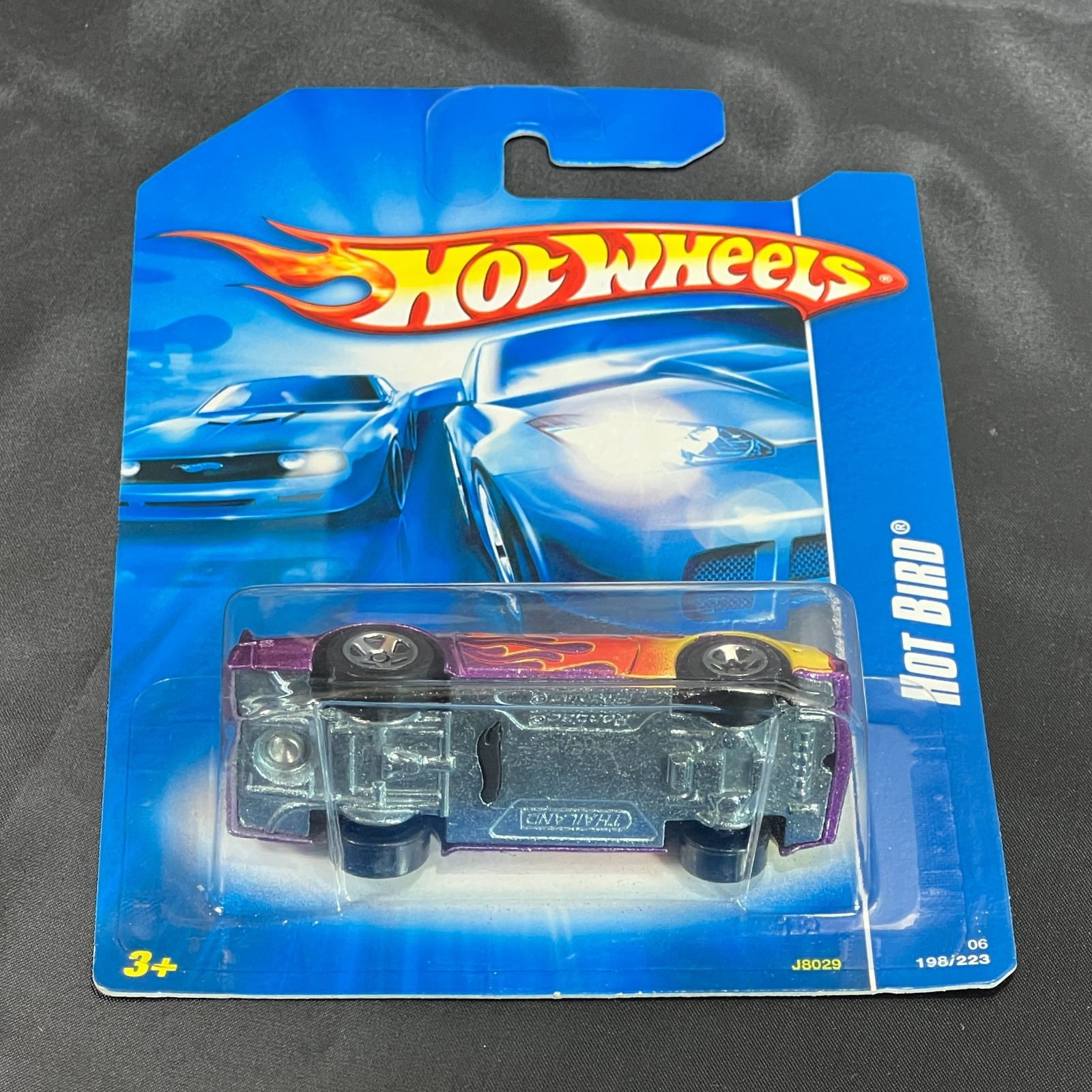 Hot Wheels Hot Bird Purple Orange Flames 2006 Mainline 198/223 J8029 1/64