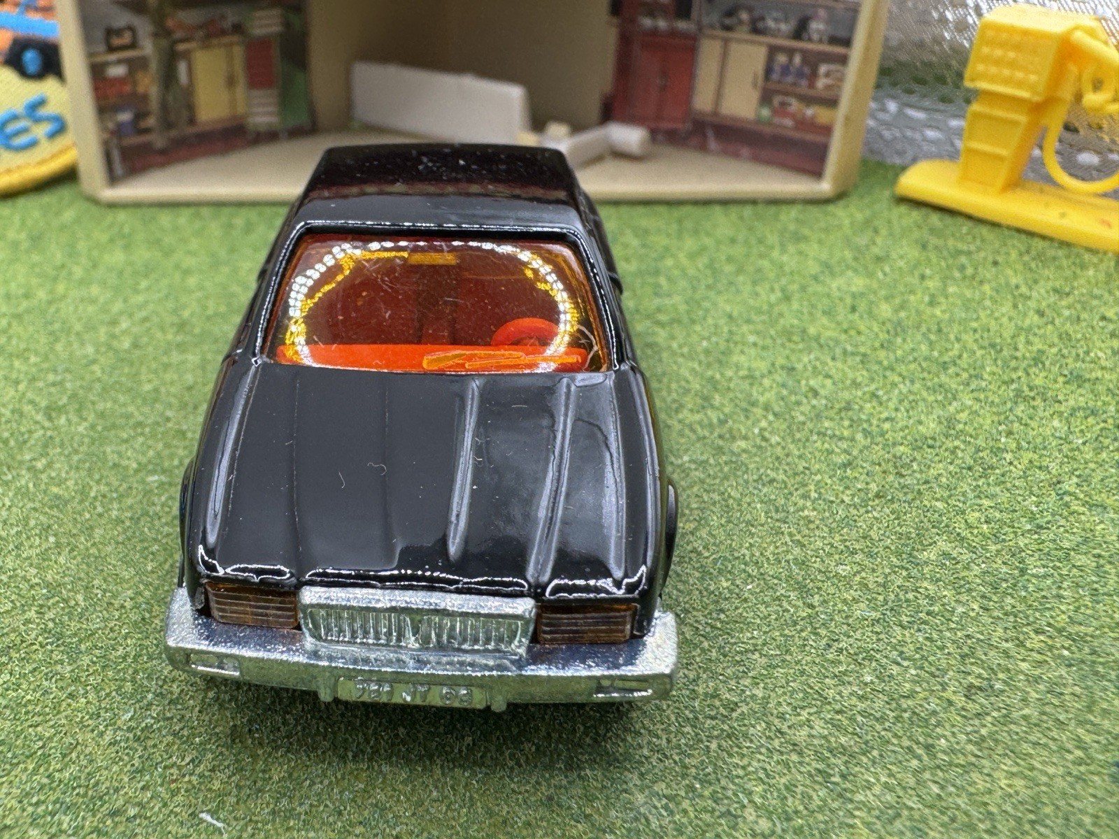 Majorette Jaguar XJ6 Dark Green Metallic No. 293 Diecast Car