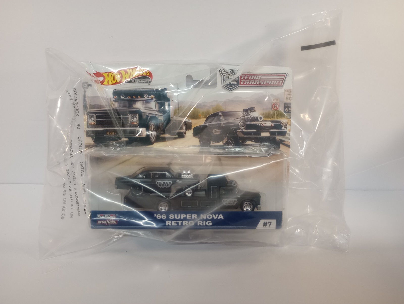 Hot Wheels Car Culture Team Transport #7 ’66 Super Nova Retro Rig ( New )
