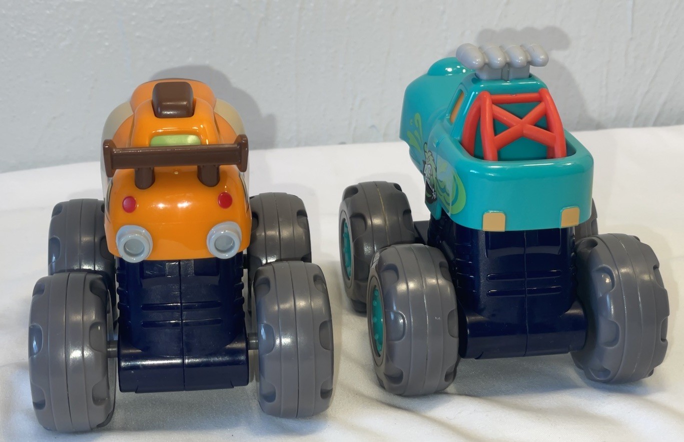 2 Animal Monster Trucks Pull Back Cars Push Button Crocodile Leopard