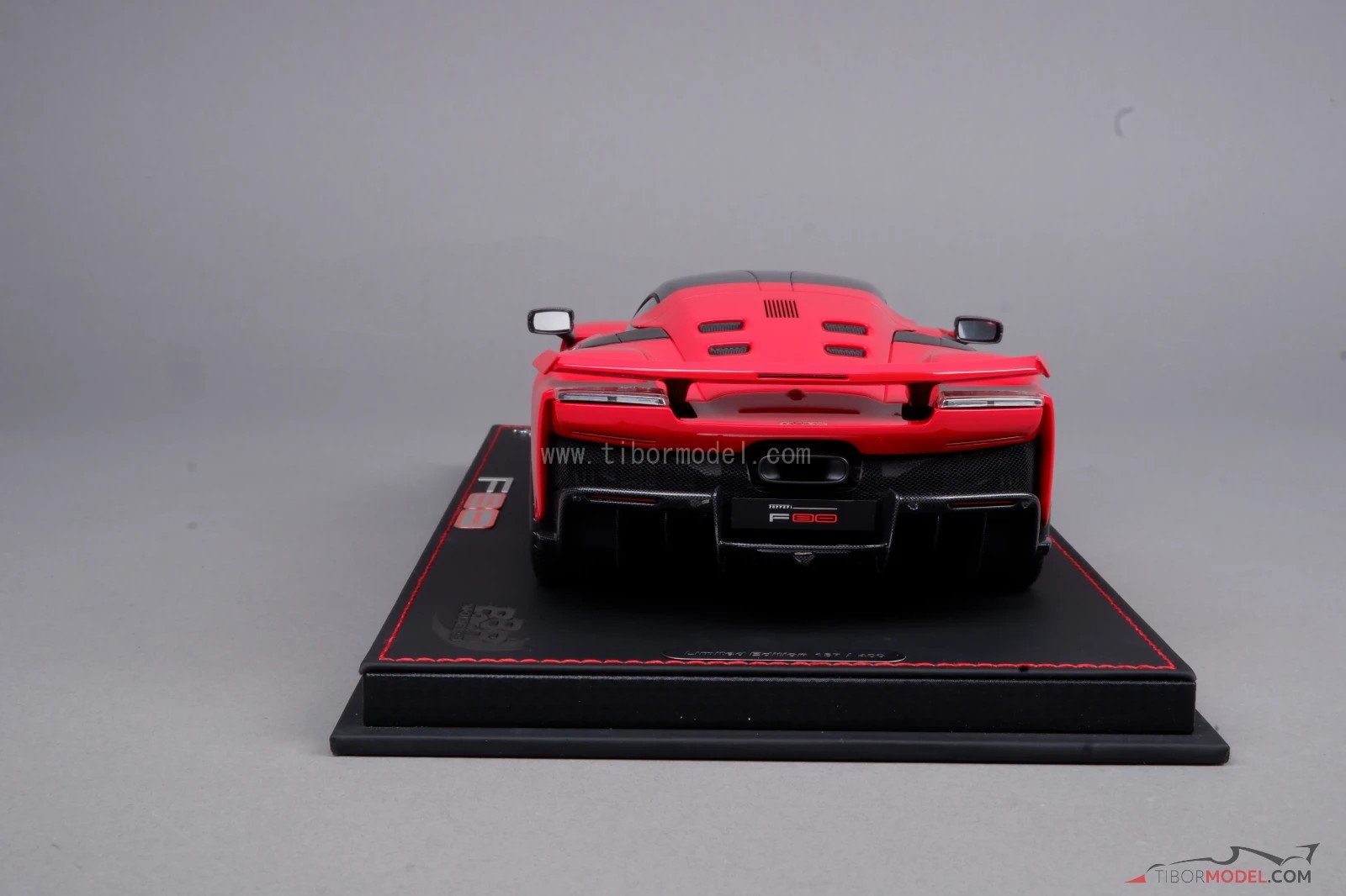 Ferrari F80 red rosso corsa, with showcase, 1:18 BBR, P18253A1