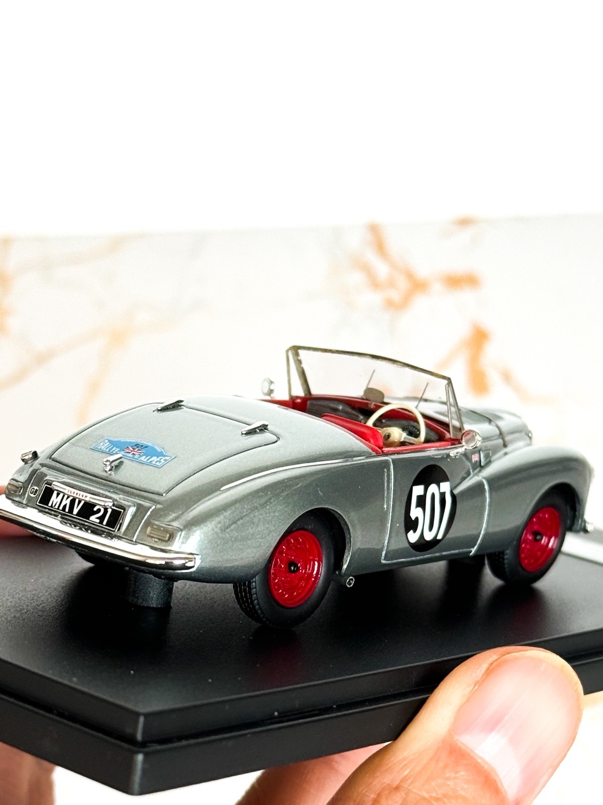 Matrix 1:43 Sunbeam Alpine #507 1953 Coupe des Alpes Stirling Moss MXR41807-021