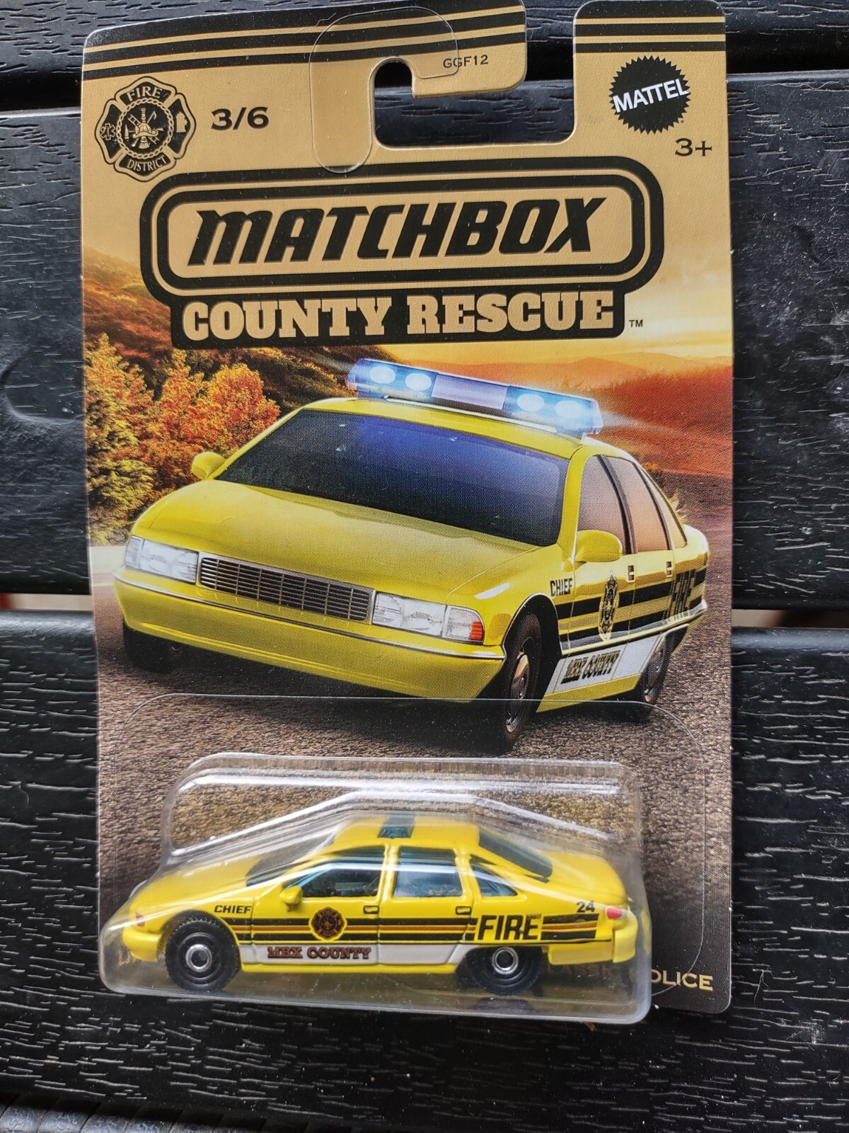 Matchbox 2024 MBX County Rescue 3/6 Chevy Caprice Classic Police Fire District