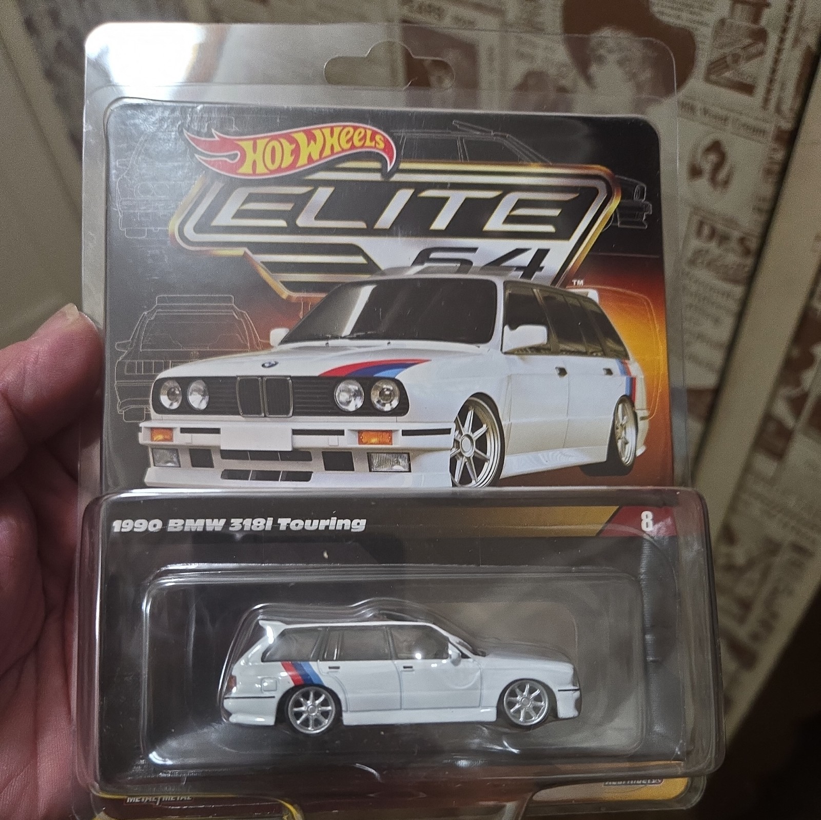 Mattel Exclusive Hot Wheels Collectors Elite 64 1990 BMW 318i Touring (HNJ60)