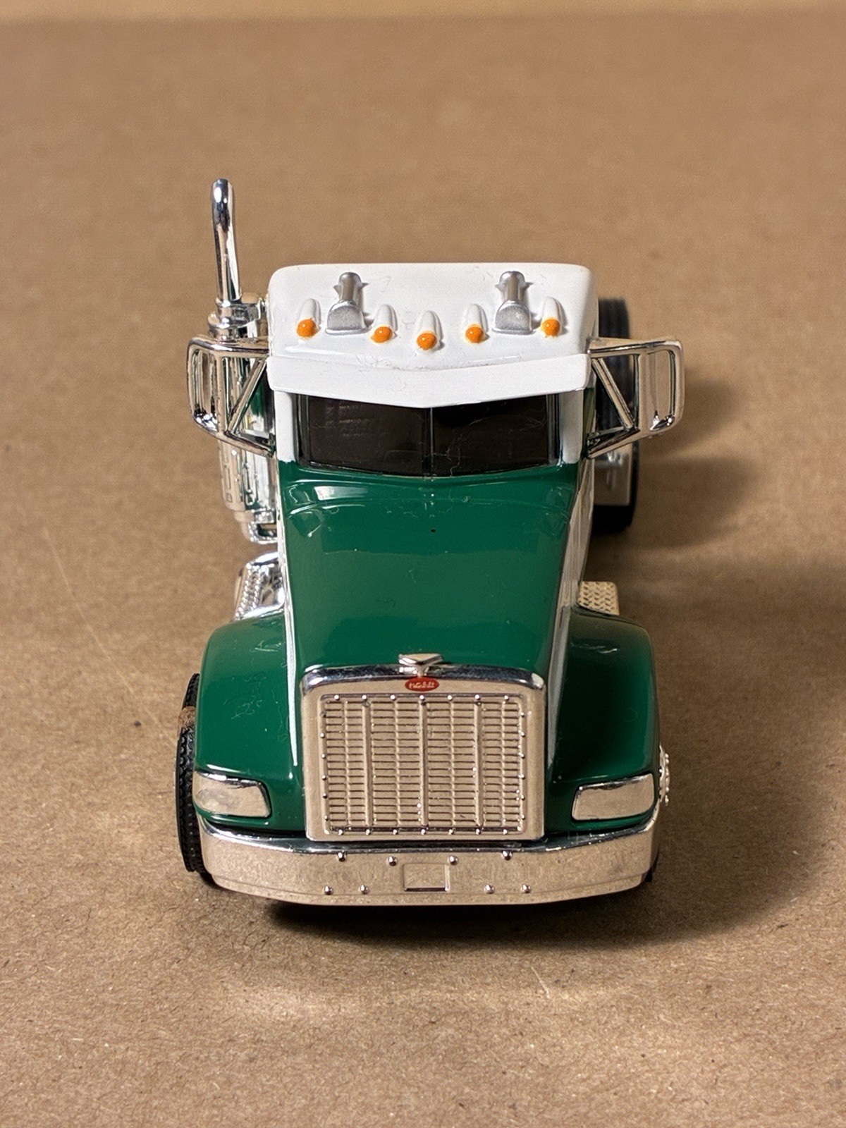 SpecCast Peterbilt 385 Alaska Lynden Transport Die Cast Collector Replica (Desc)