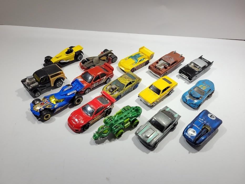Hot Wheels Diecast Car Lot 15pc 1:64 Multi-Color Toy Vehicles Playwear Racers