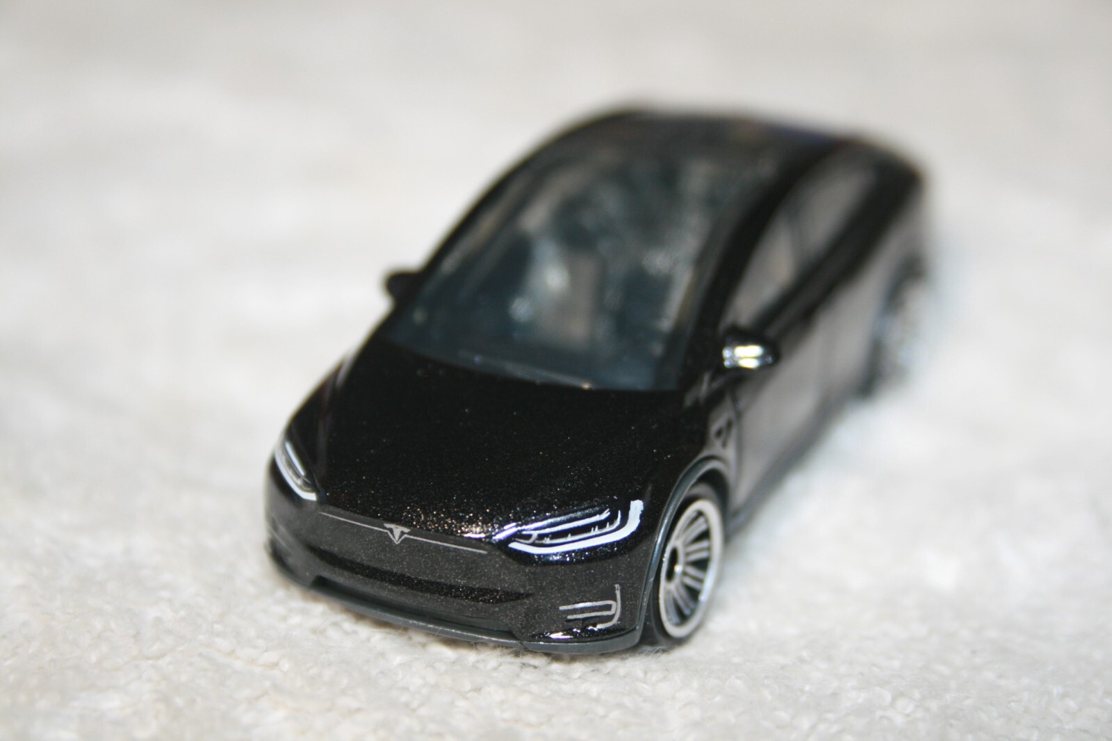 MATCHBOX 💥 2020 BLACK METALLIC TESLA MODEL X 💥🔌🔋20th ANNIVERSARY EDITION