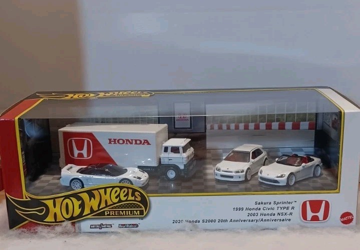 Hot Wheels Premium Box Set Garage Honda 2025 Sakura Sprinter Honda Civic Type R