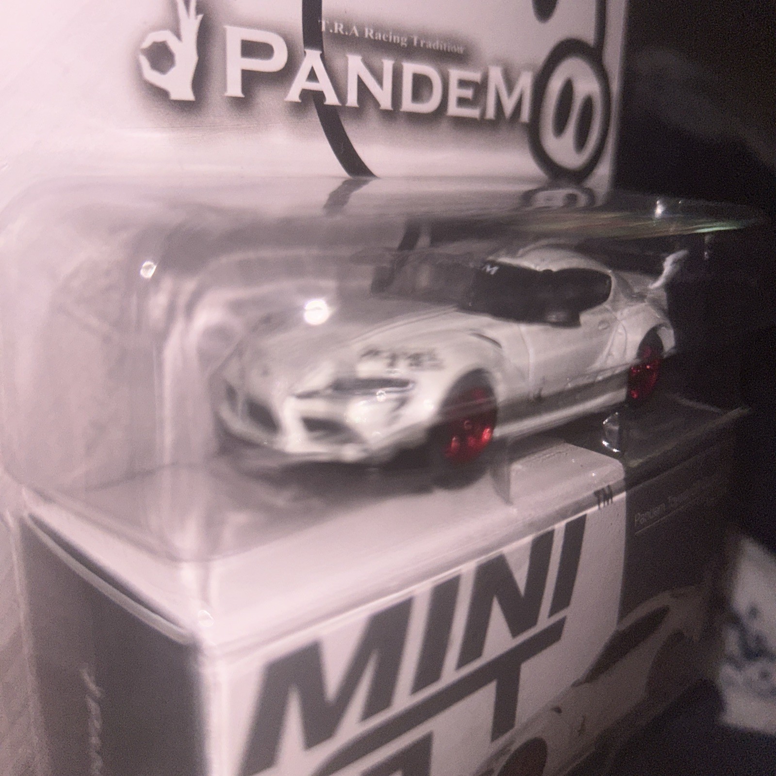 Mini GT #424 Pandem Toyota GR Supra V1.0 Pearl White