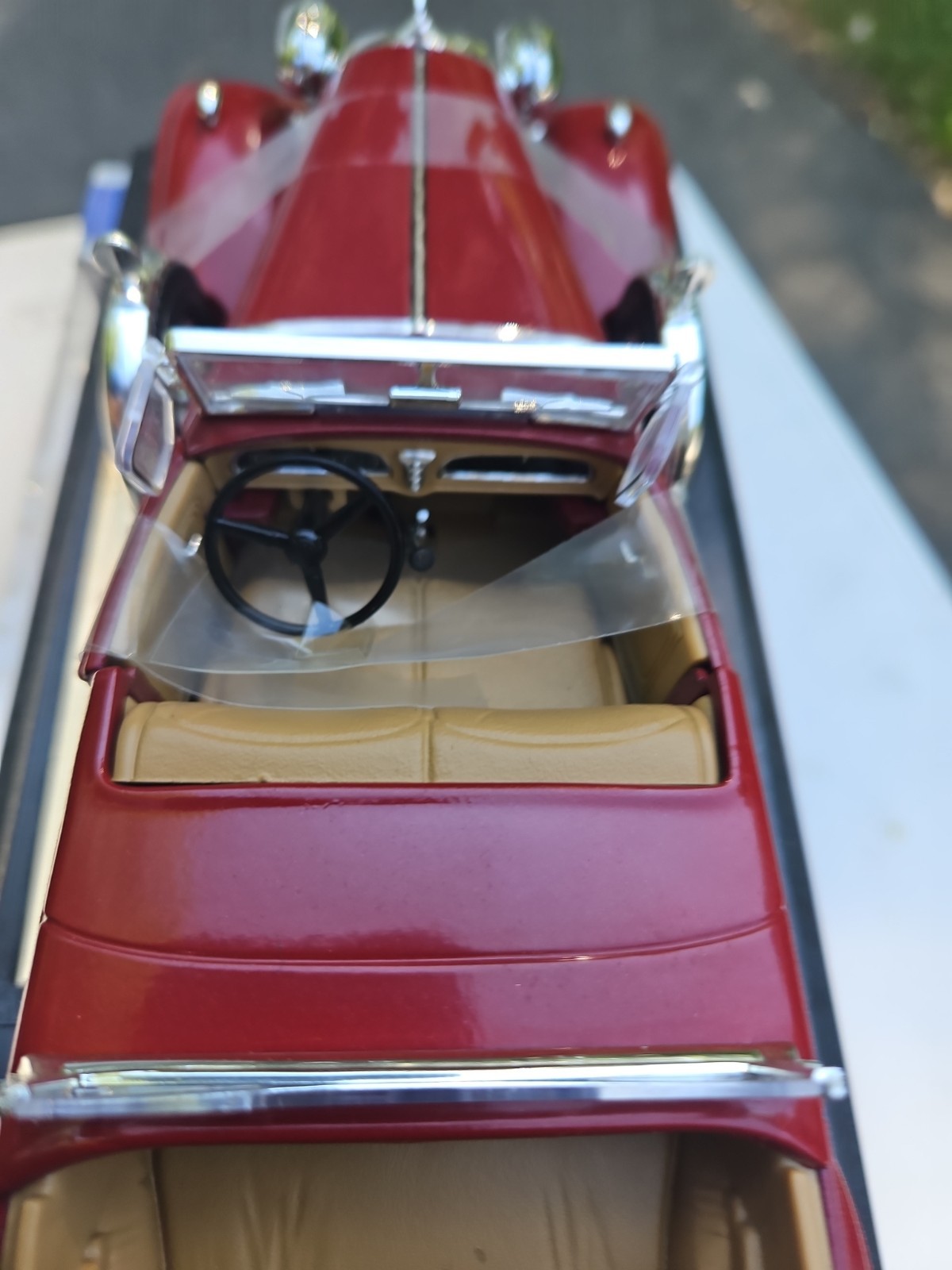 1932 Cadillac Sports Phaeton 1:18 Red