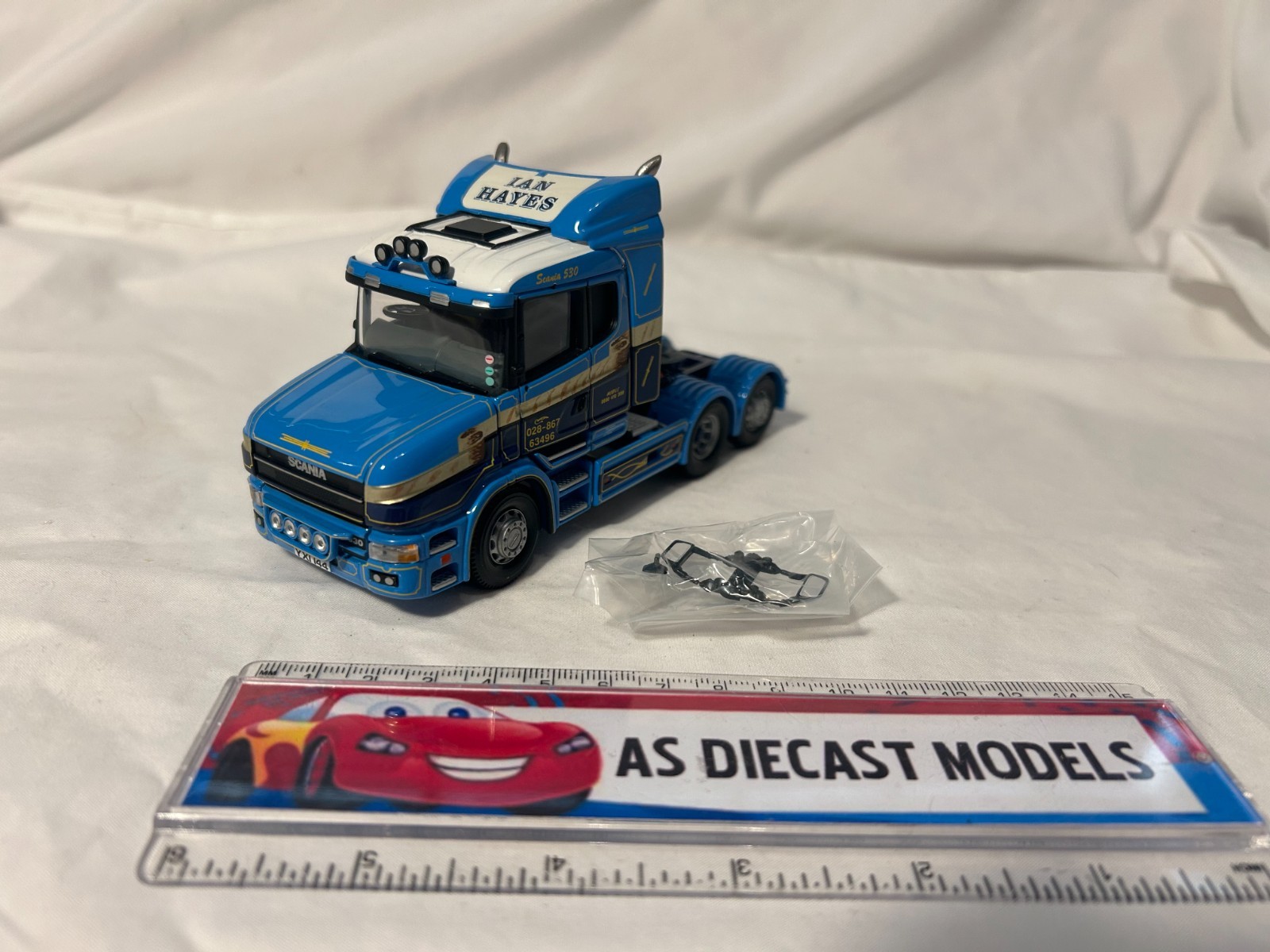 Corgi Modern Truck Scania T Cab Ian Hayes Tractor Unit 1/50