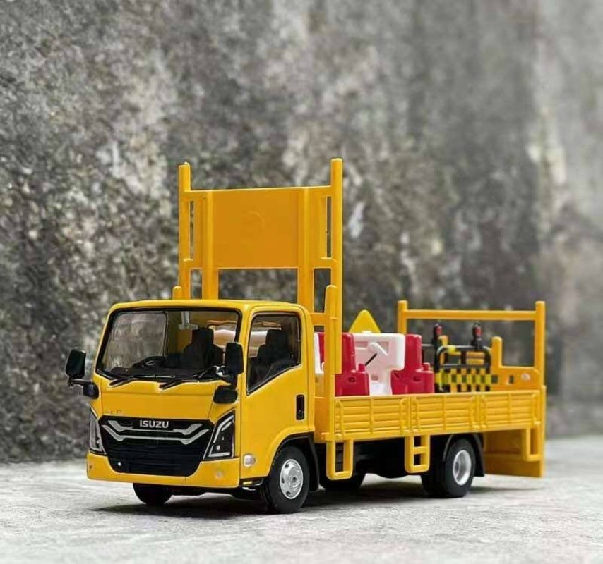 ISUZU ELF Highway Barrier Service Truck 1:64 Alloy Model Vehicle Collectible New